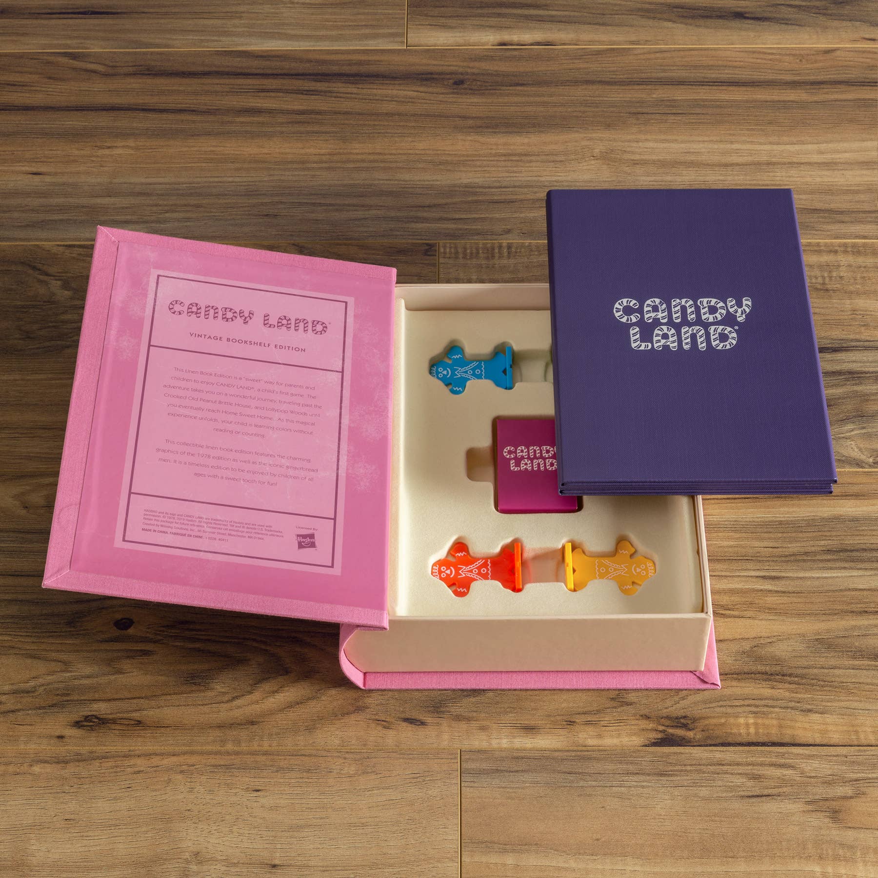Board Game: Candy Land Vintage Bookshelf Edition