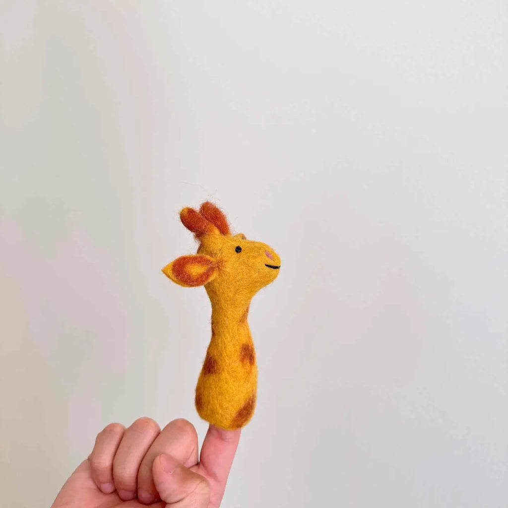 Felt Finger Puppet: Giraffe