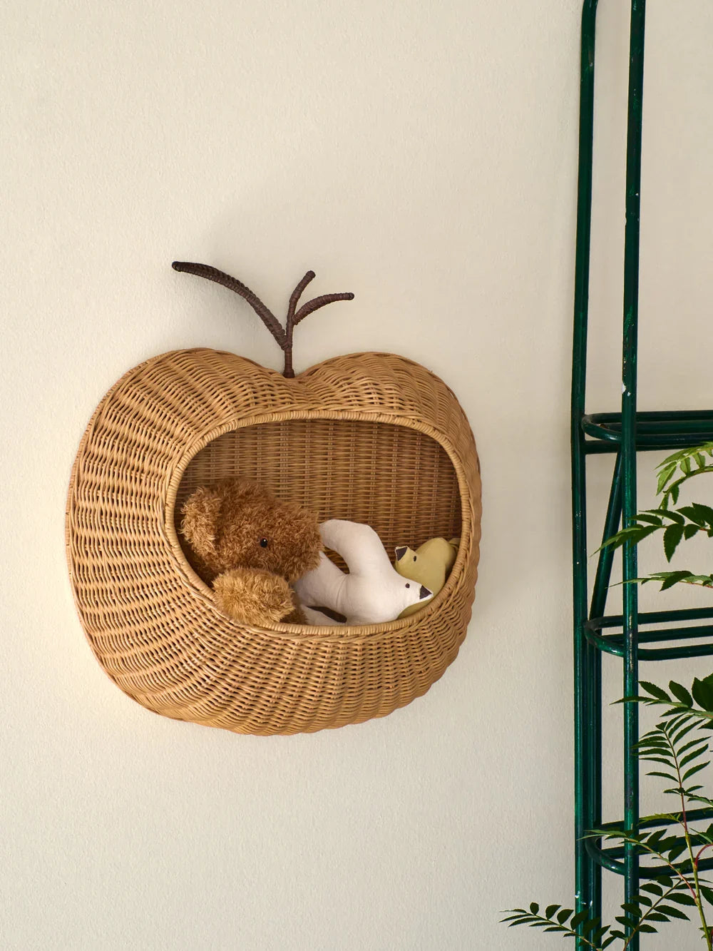 Ferm Living Apple Braided Wall Basket -  Natural