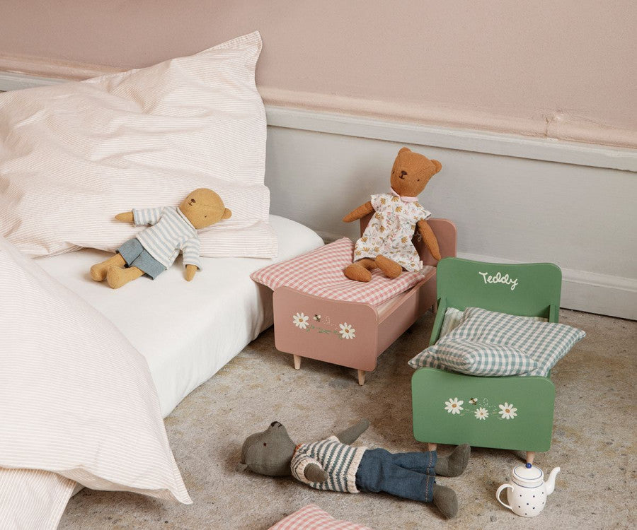 Wooden Bed for Teddy Mum - Rose
