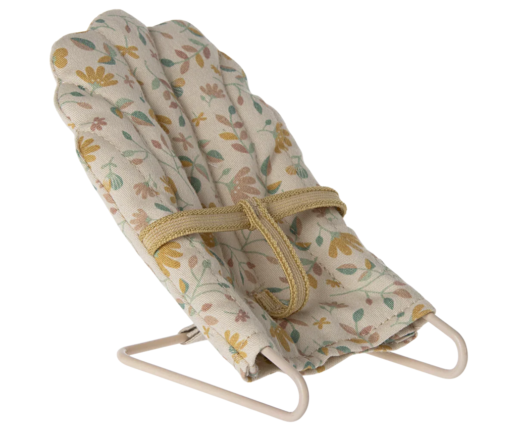Maileg Little Rabbit’s Nursery Set