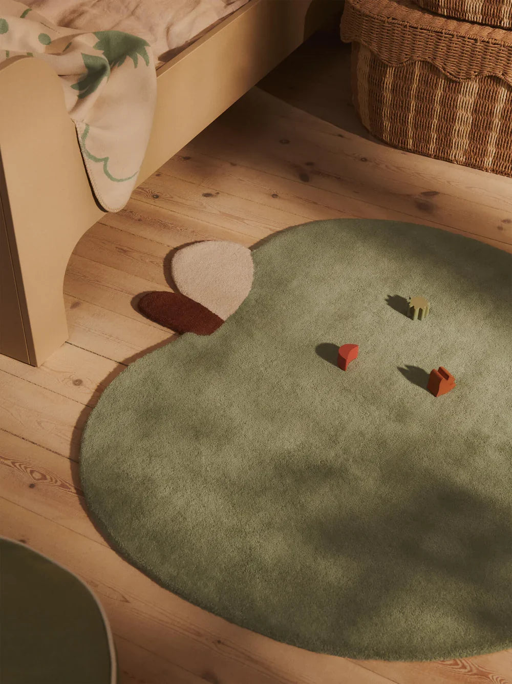 Ferm Living Apple Tufted Rug - Tea  Green