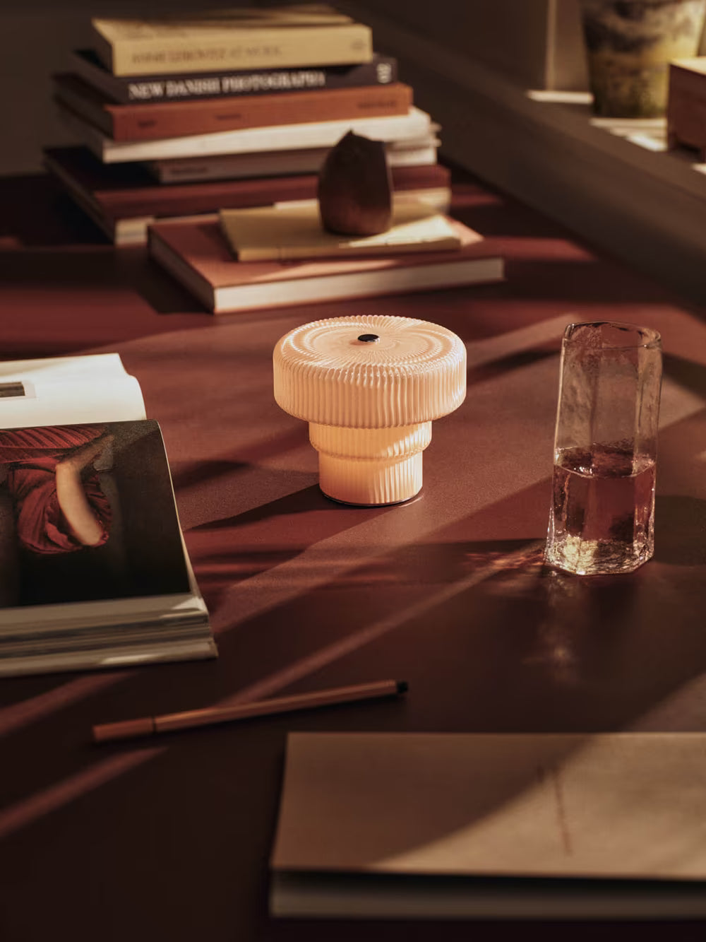 Ferm Living Ripple Portable Lamp - Pale Rose