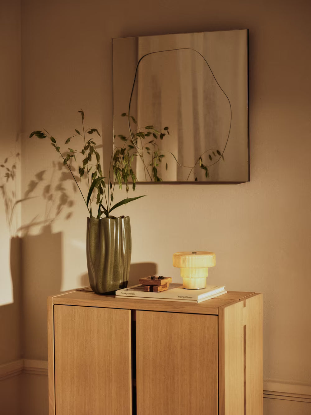 Ferm Living Ripple Portable Lamp - Oat