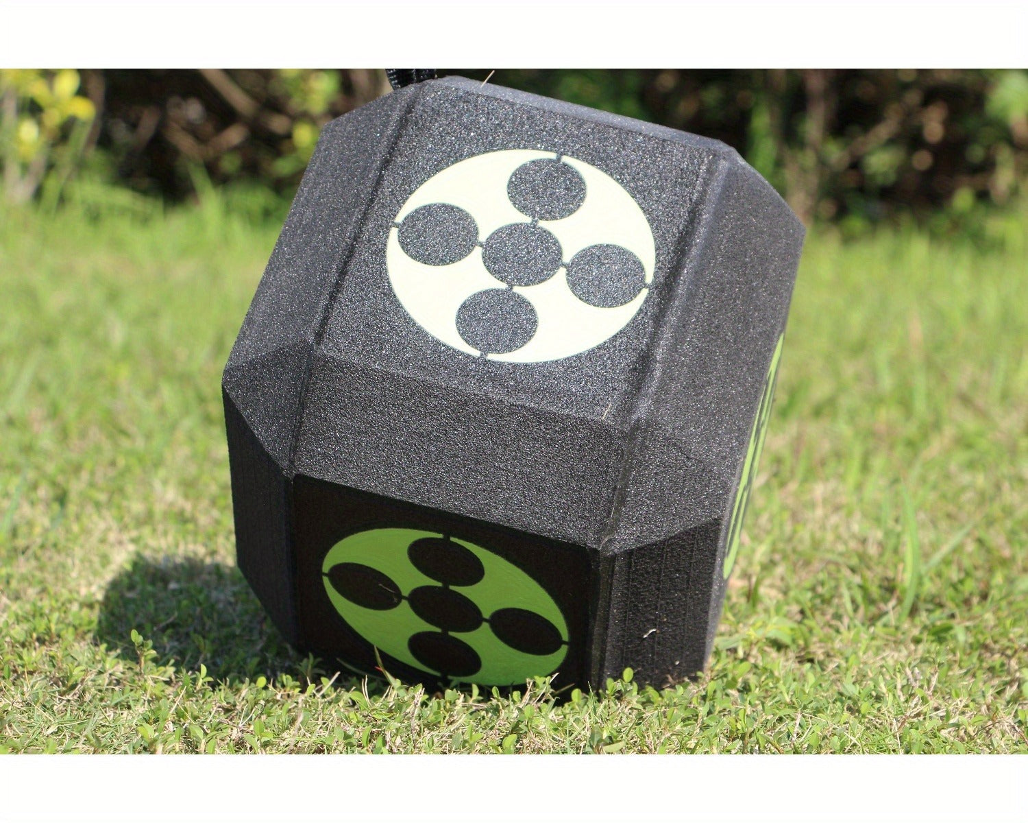 3D Archery Target Cube – Self-Healing Foam Multi-Faceted 23cm Block for Outdoor Backyard Range | Portable High-Density Target for Beginners & Professionals