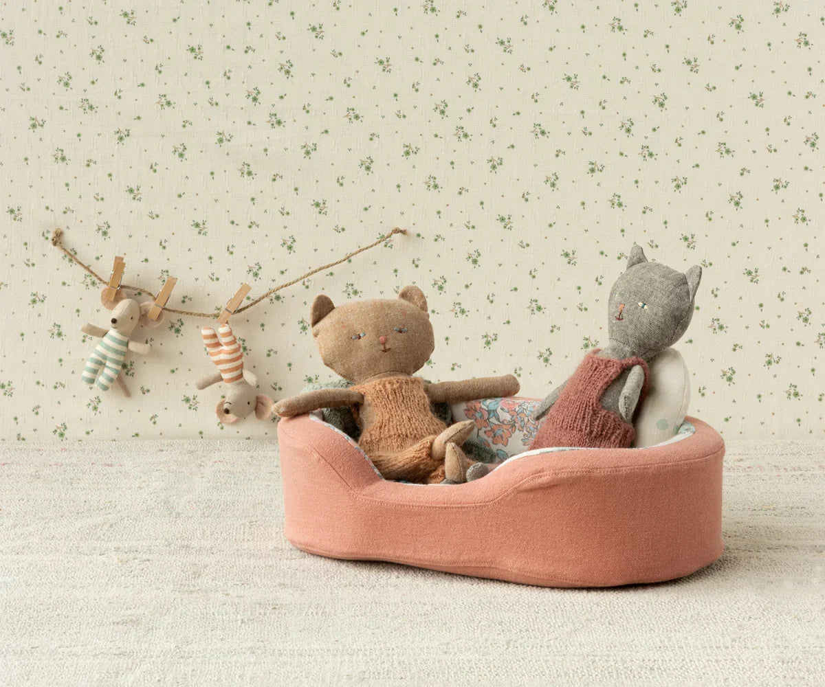 Maileg Small Cozy Bed - Coral
