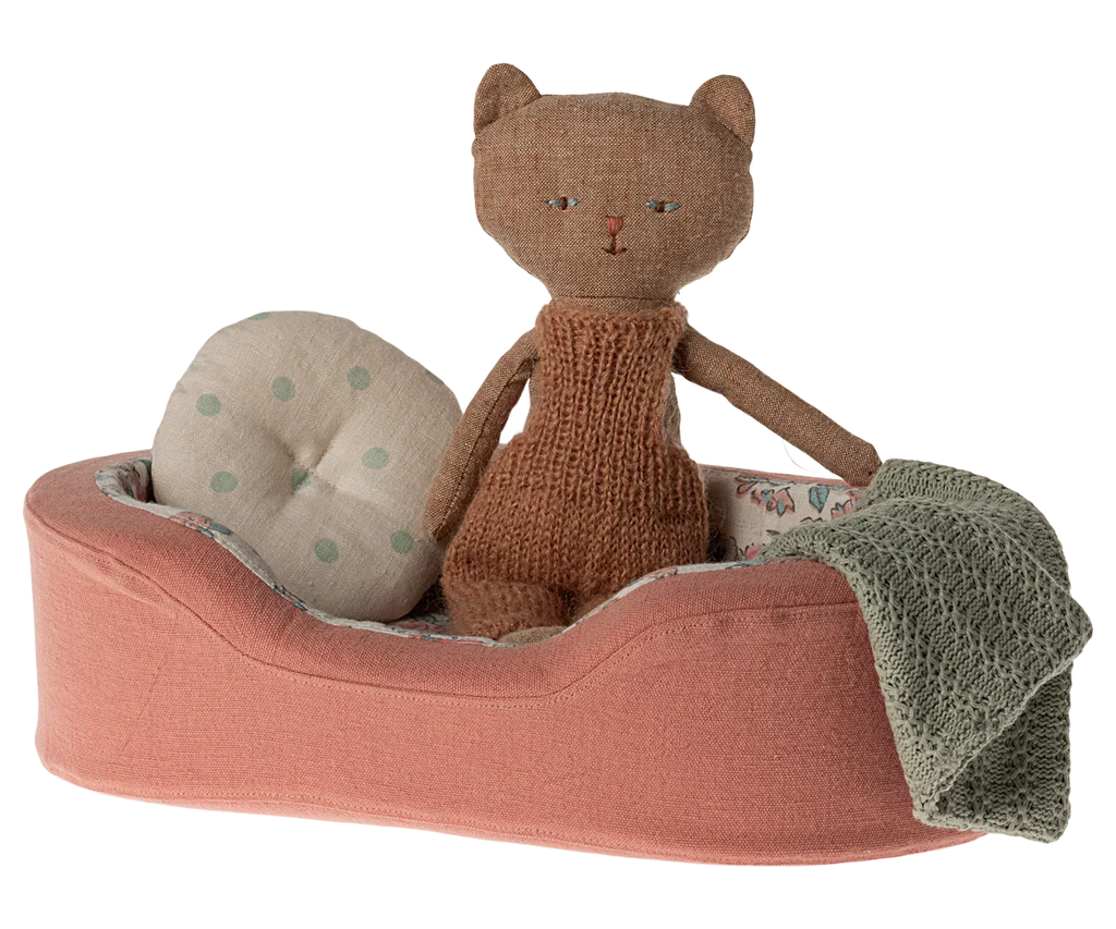 Maileg Small Cozy Bed - Coral