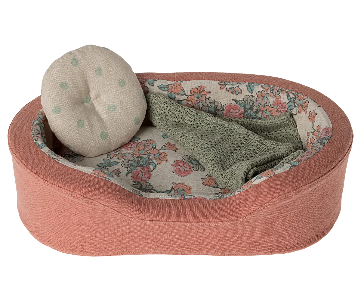 Maileg Small Cozy Bed - Coral