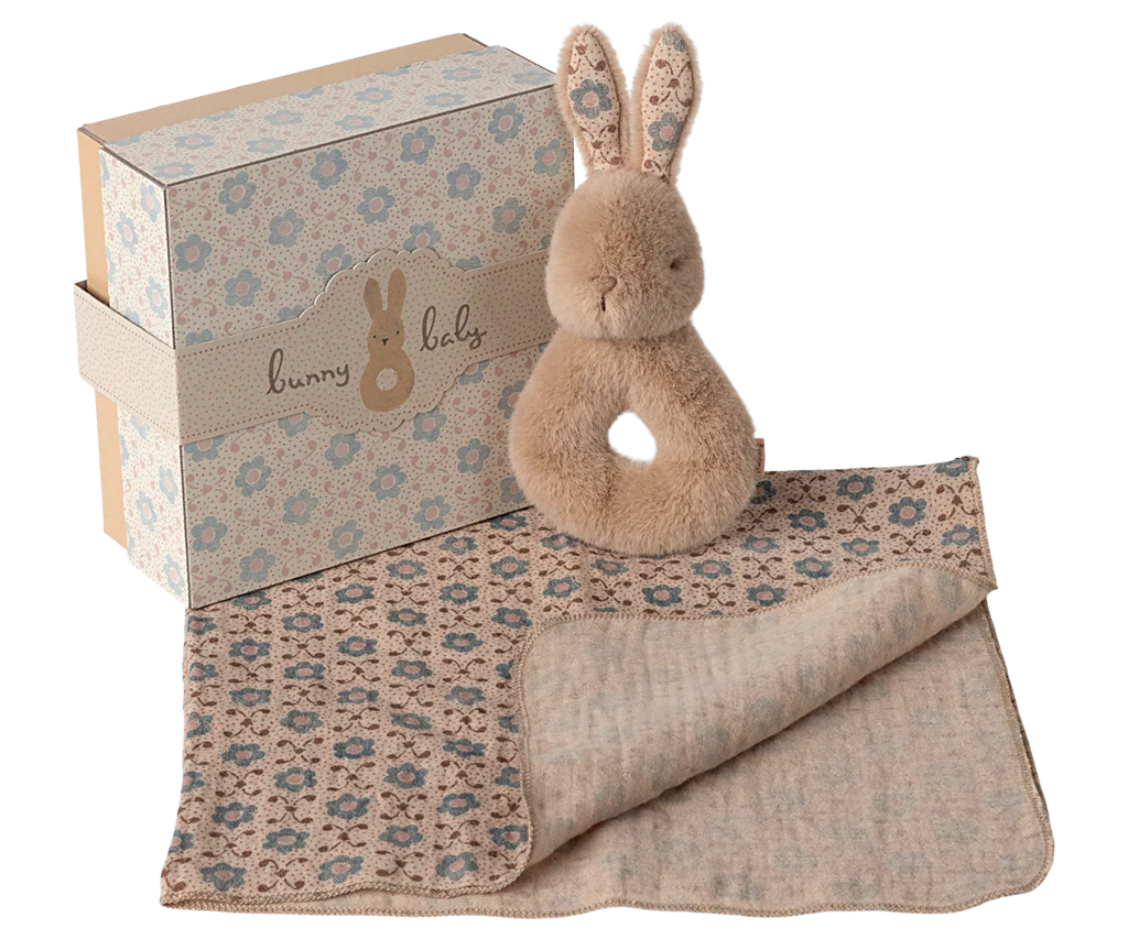 Maileg Bunny Rattle & Burp Cloth Set - Cream Peach