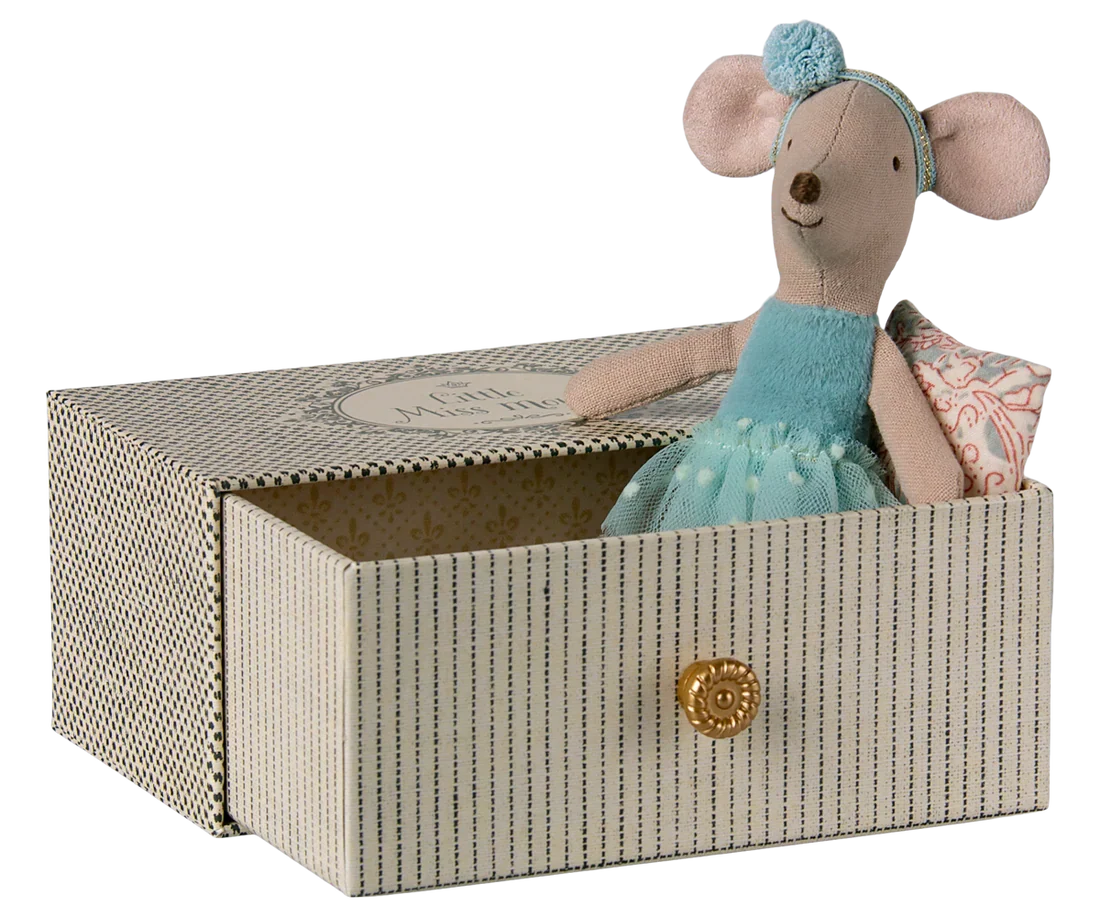 Maileg Dance Mouse in Daybed, Little Sister - Mint