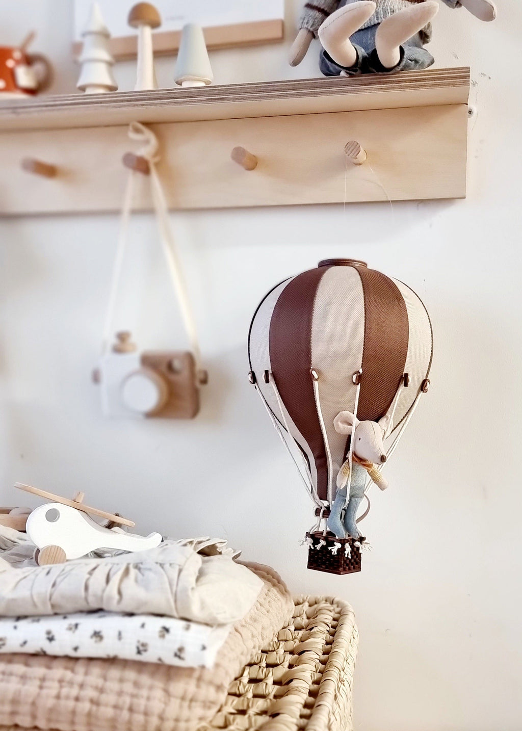 Hot Air Balloon - Dark Brown
