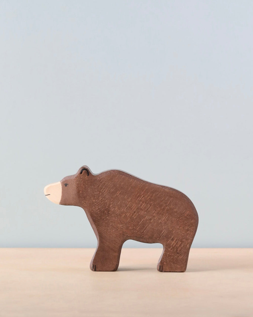 Holztiger Brown Bear