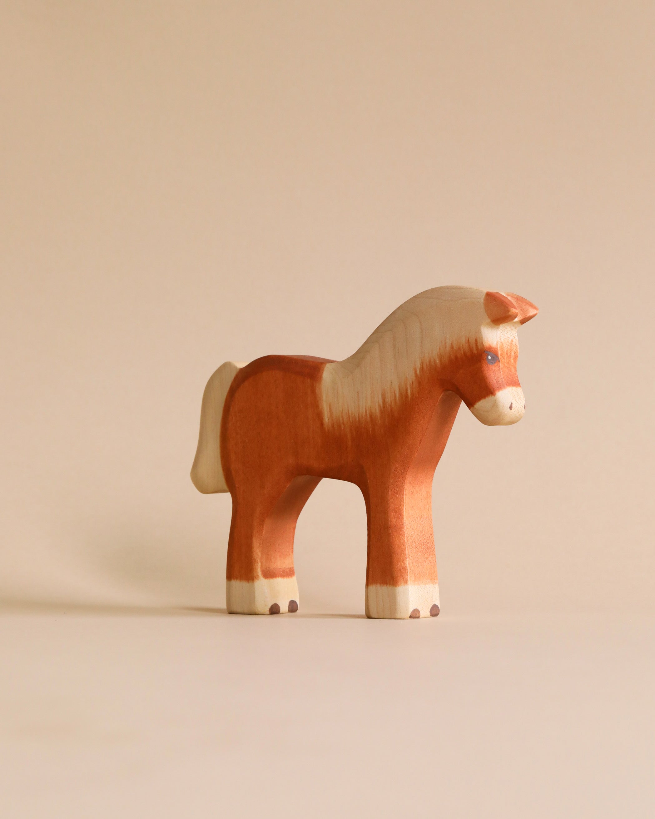 Handmade Holzwald Horse - Light Brown