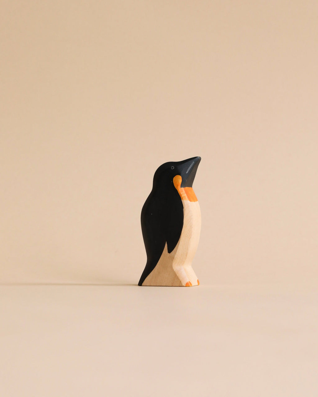 Handmade Holzwald Penguin, Head Up