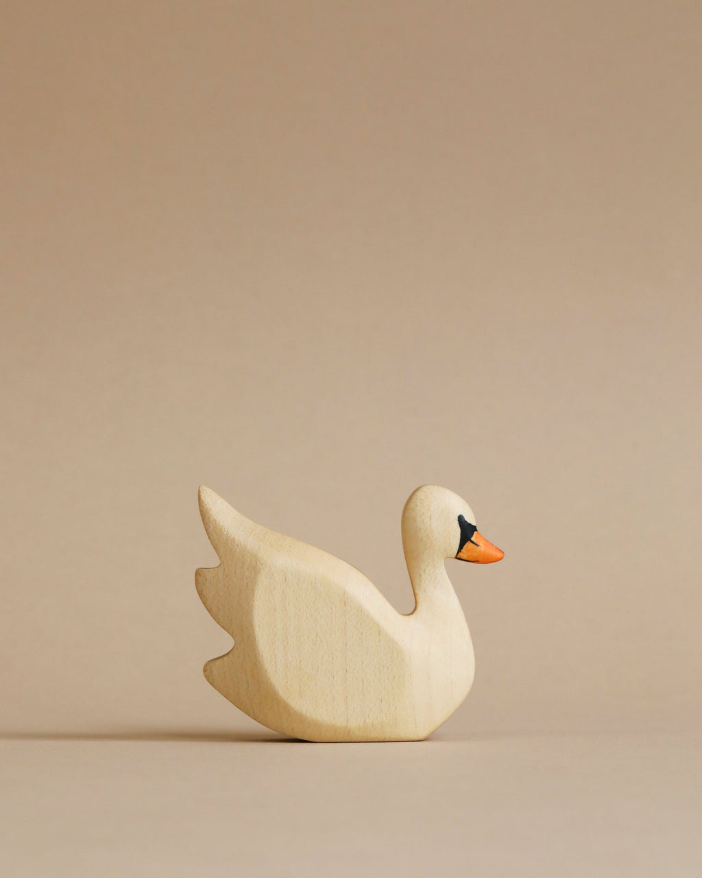 Handmade Holzwald Swan