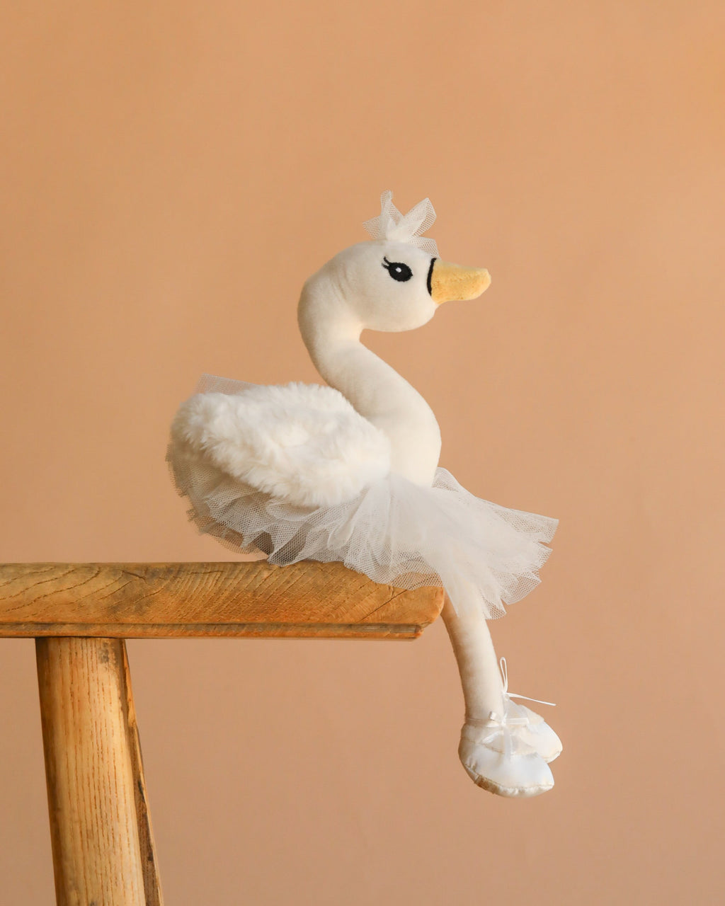 Bukowski - Small Odette Ballerina Swan - White