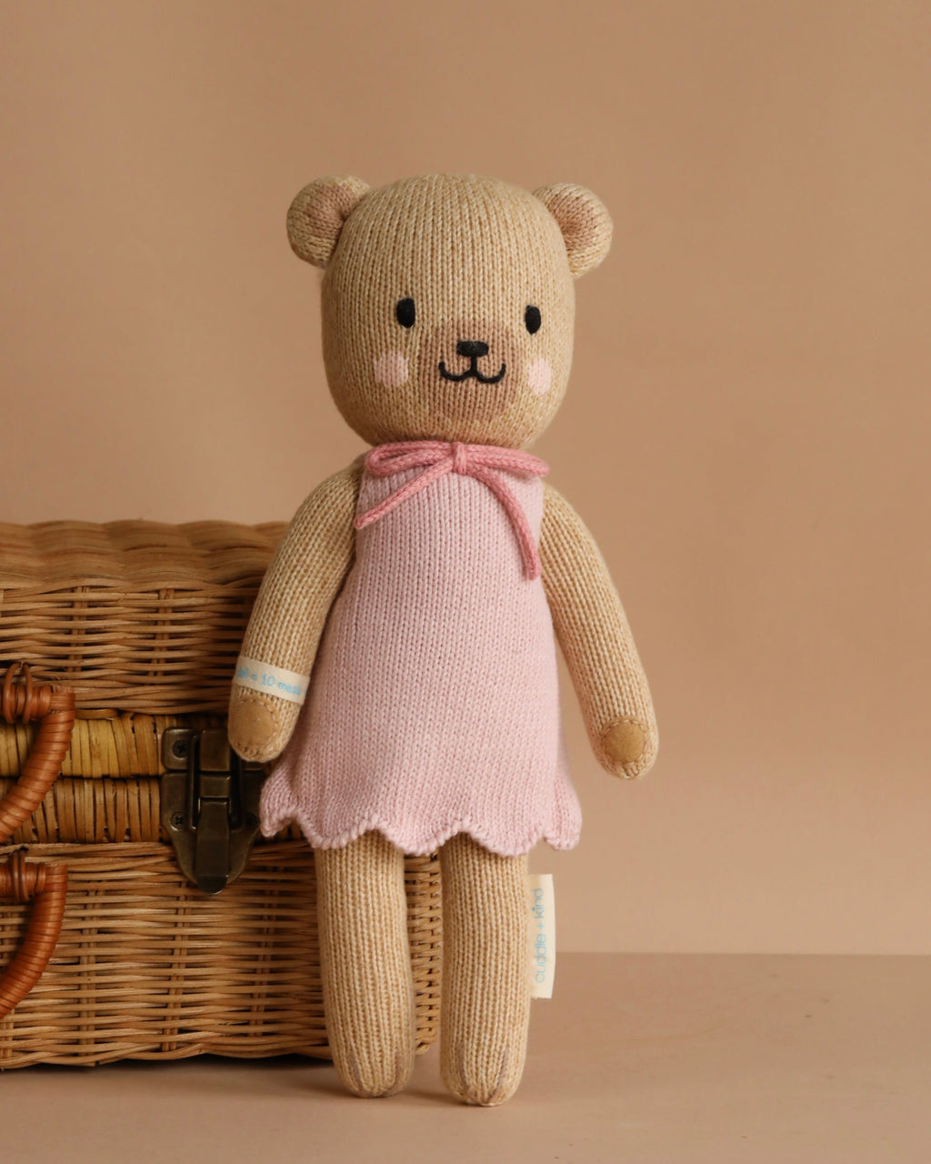 Cuddle + Kind Bella the Honey Bear