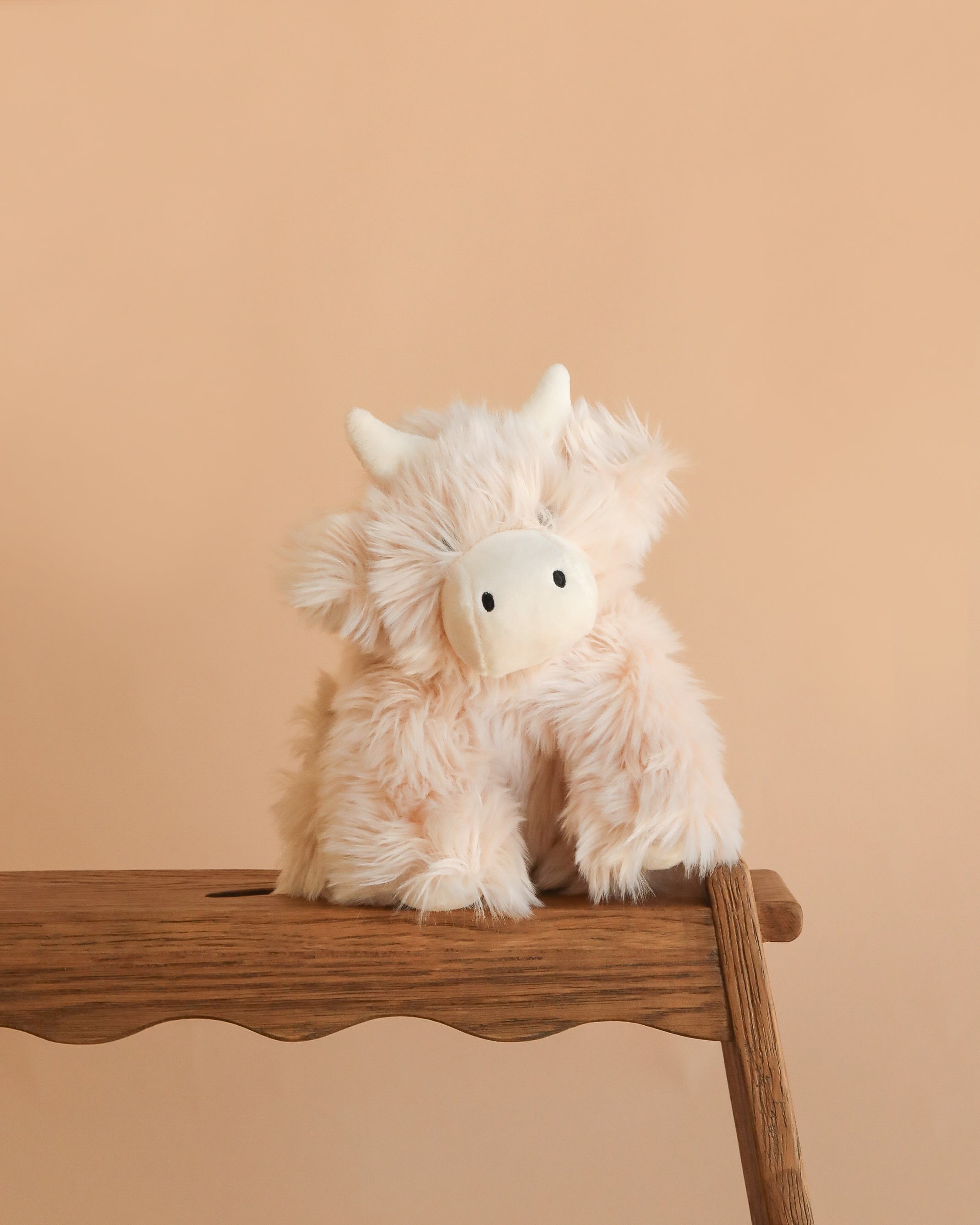 Snuggle Bunnies - Hilda The Highland Cow