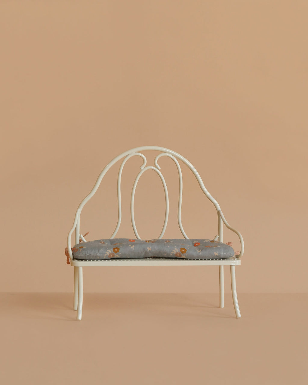 Maileg Vintage Bench, Miniature - Off White
