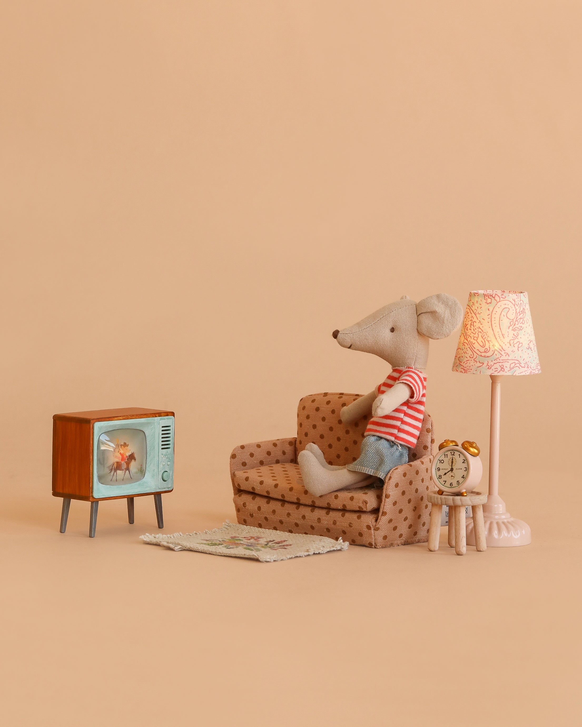 Maileg Cozy TV Time Set