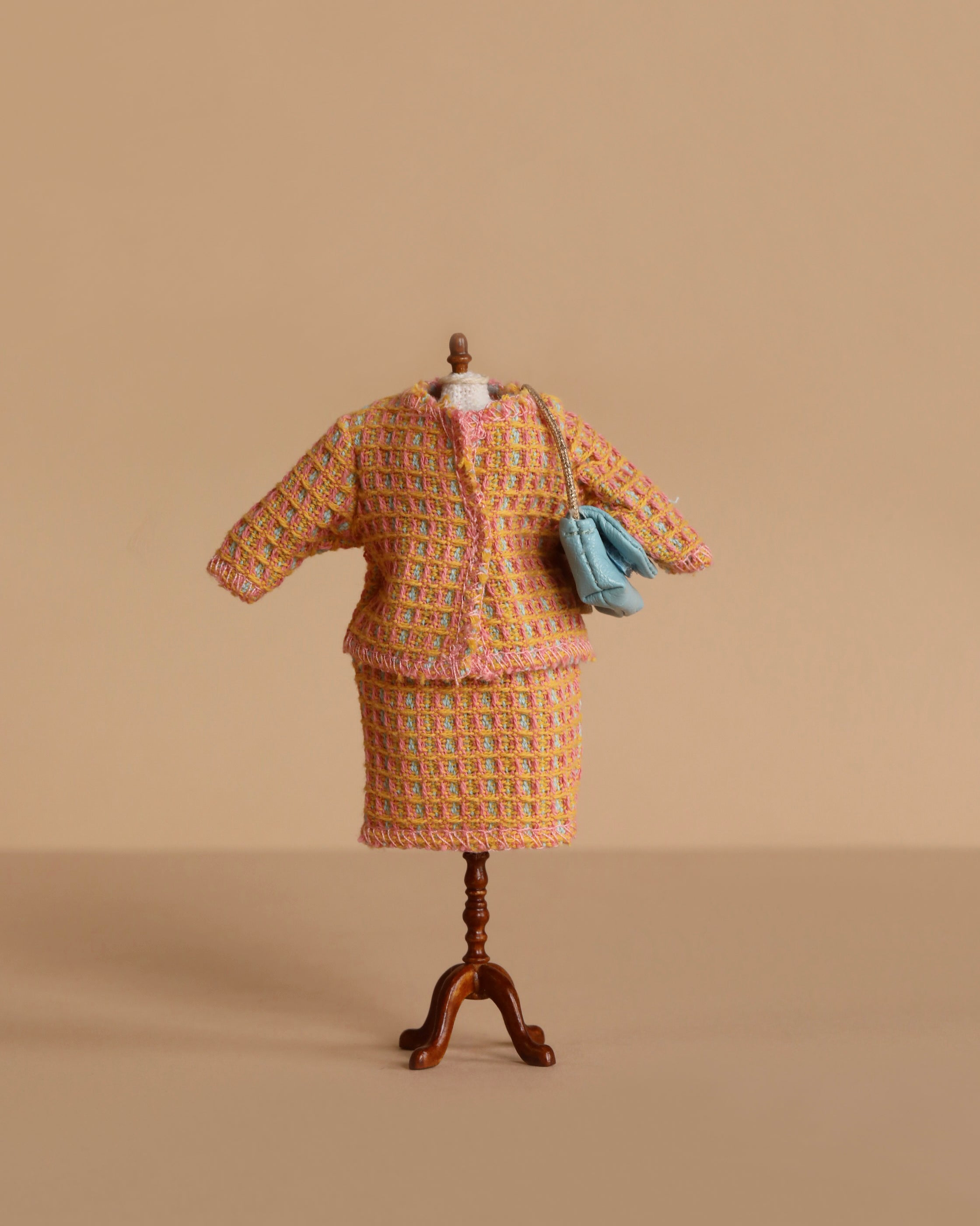 Maileg Mum Mouse Wardrobe Set
