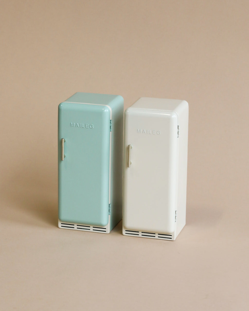 Maileg Miniature Fridge (Larger Size)