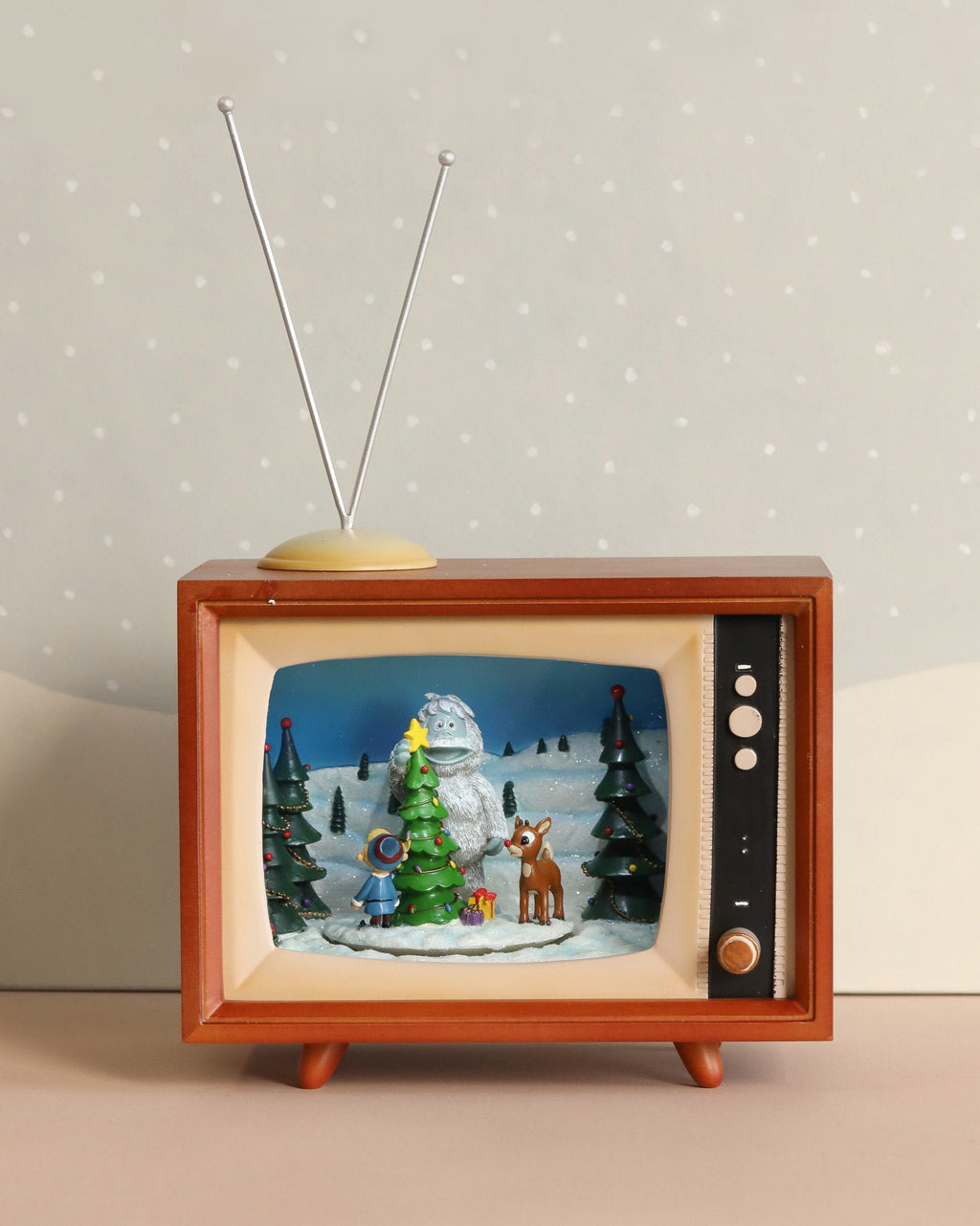 Christmas Music TV - Yeti and Rudolf