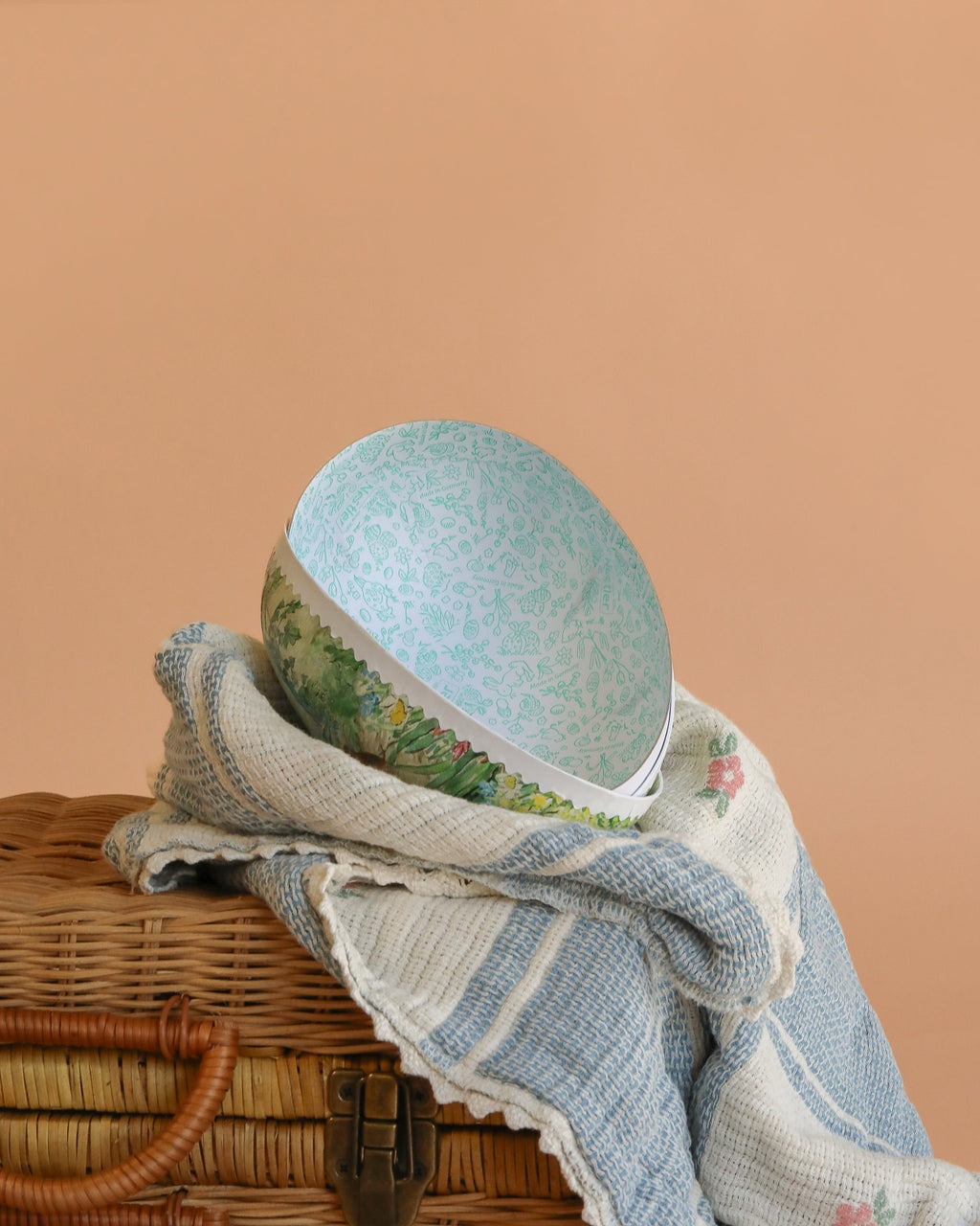 Cardboard Beatrix Potter Egg, Large (Rabbit Family In The Garden)