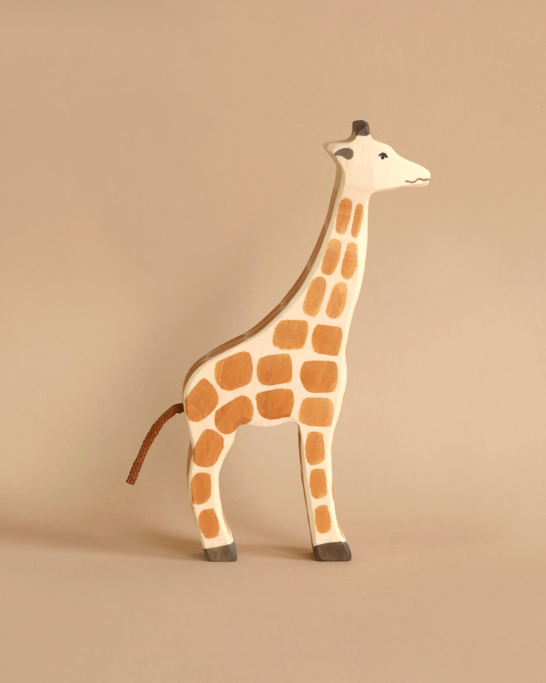 Holztiger Giraffe