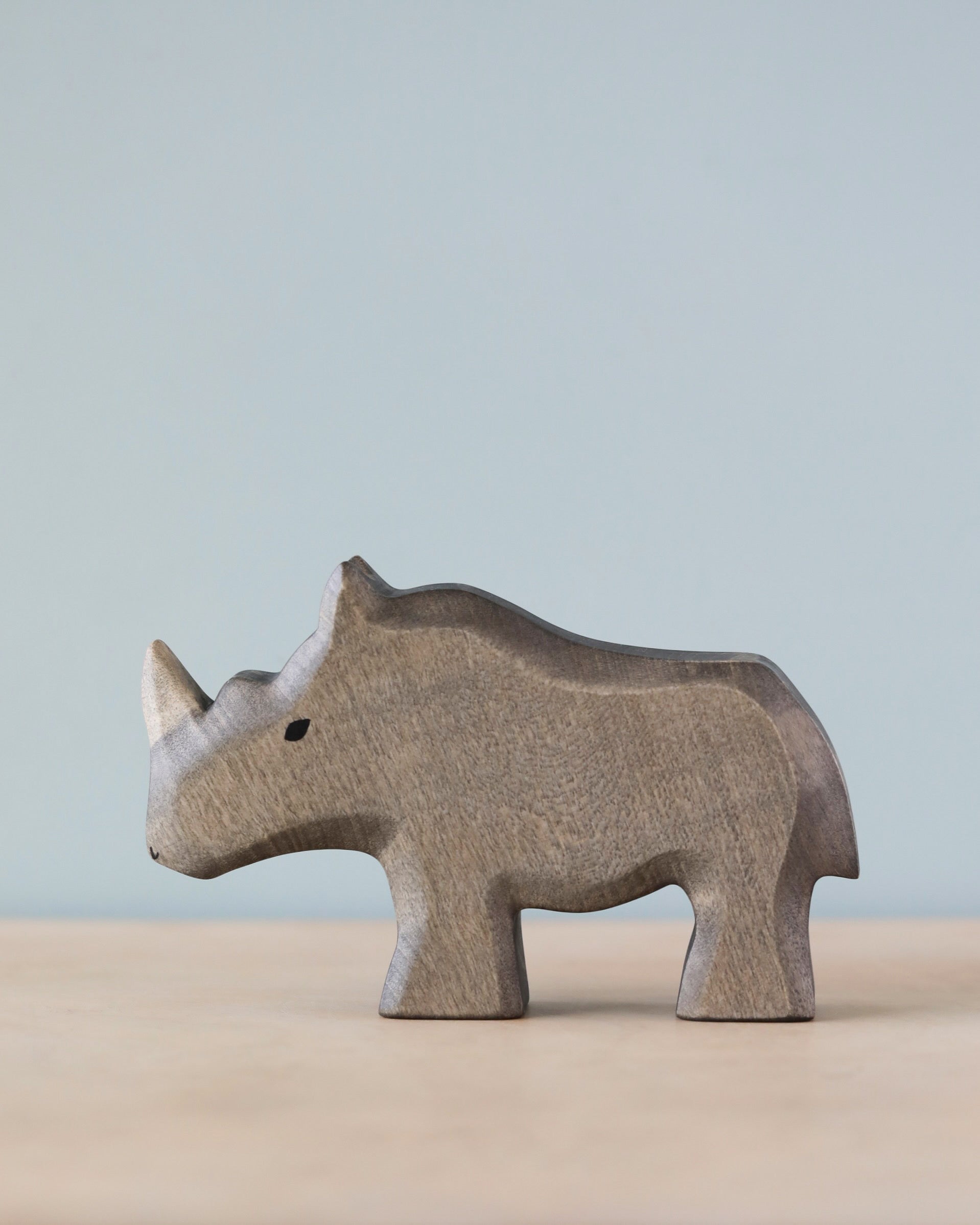 Handmade Holzwald Rhino