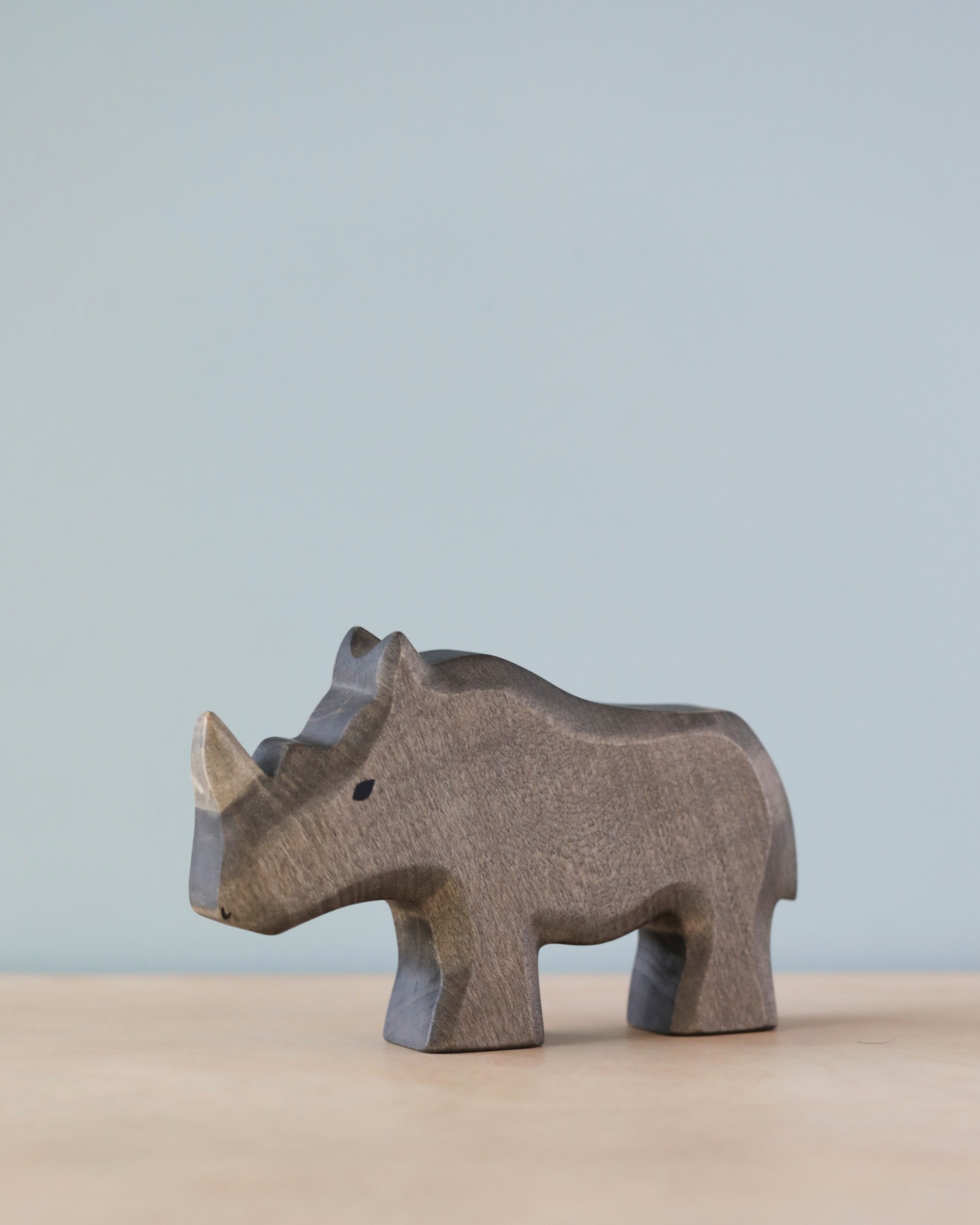 Handmade Holzwald Rhino