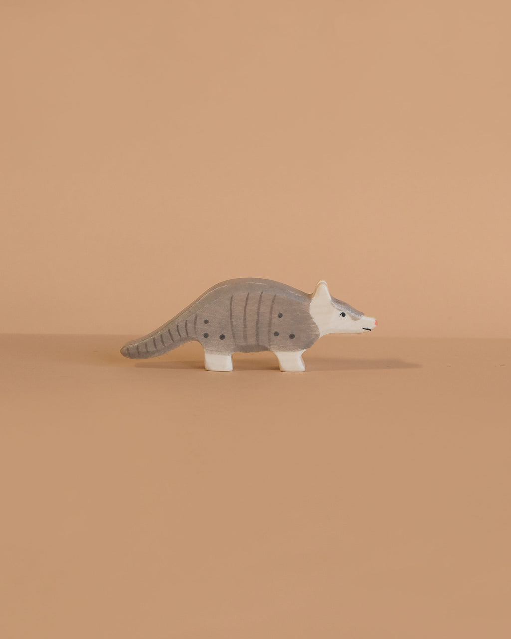 Holztiger Armadillo