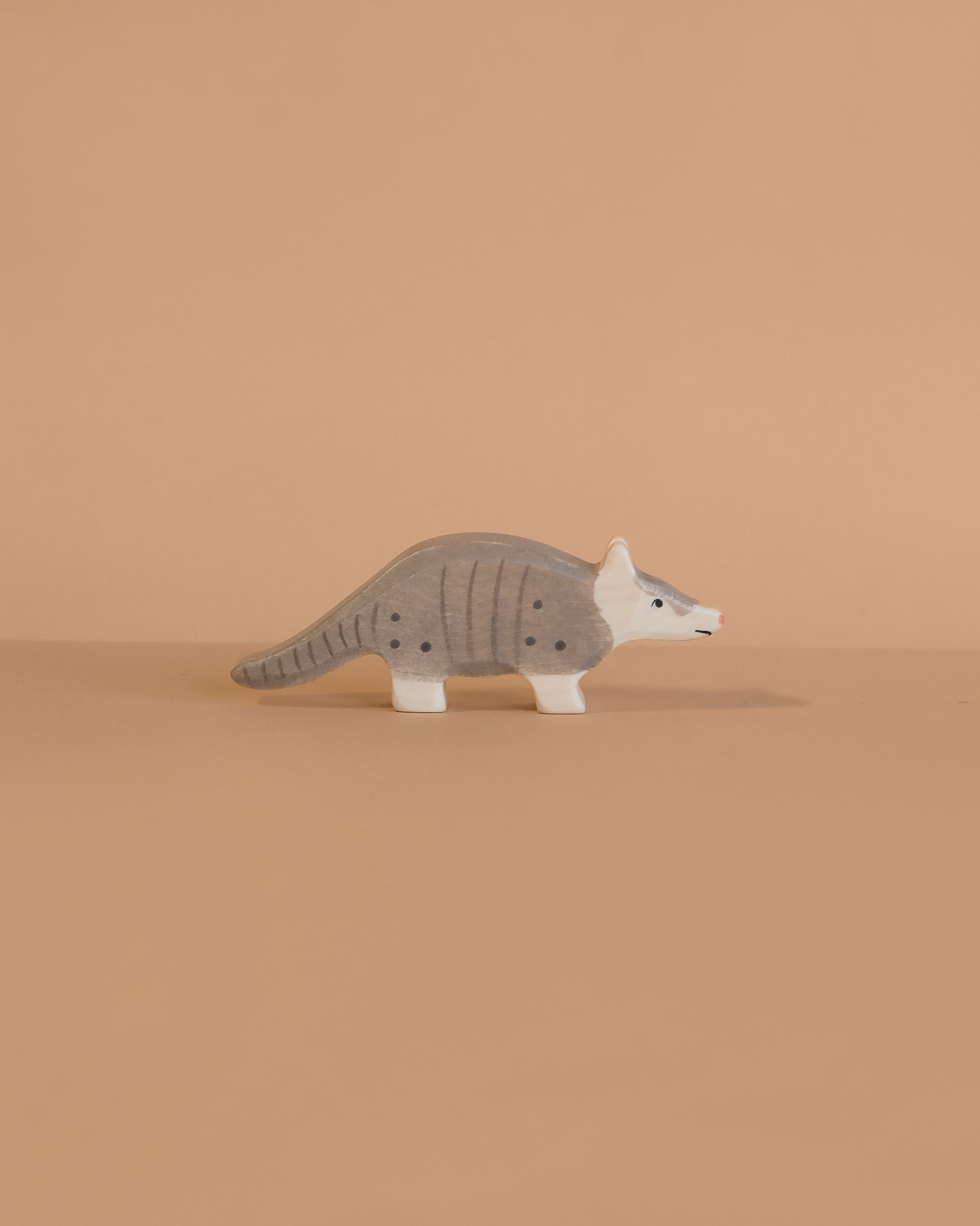 Holztiger Armadillo