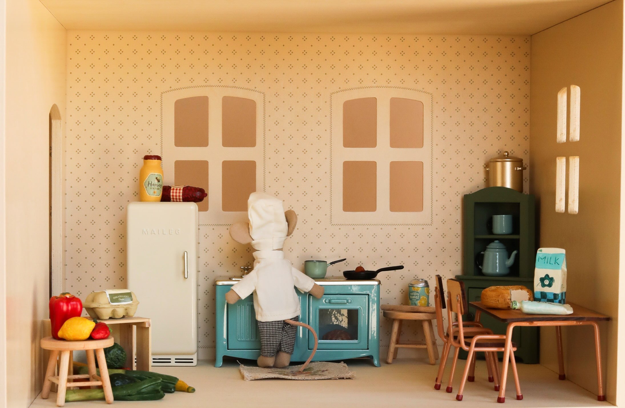 Maileg Fully Furnished Dollhouse Set + Gift With Purchase