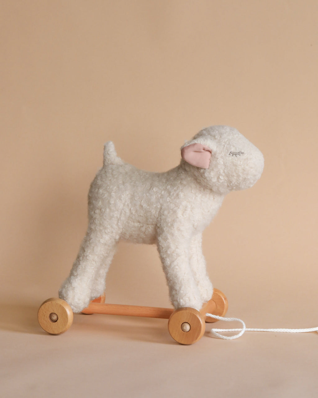 Pull-Along Mary Lamb