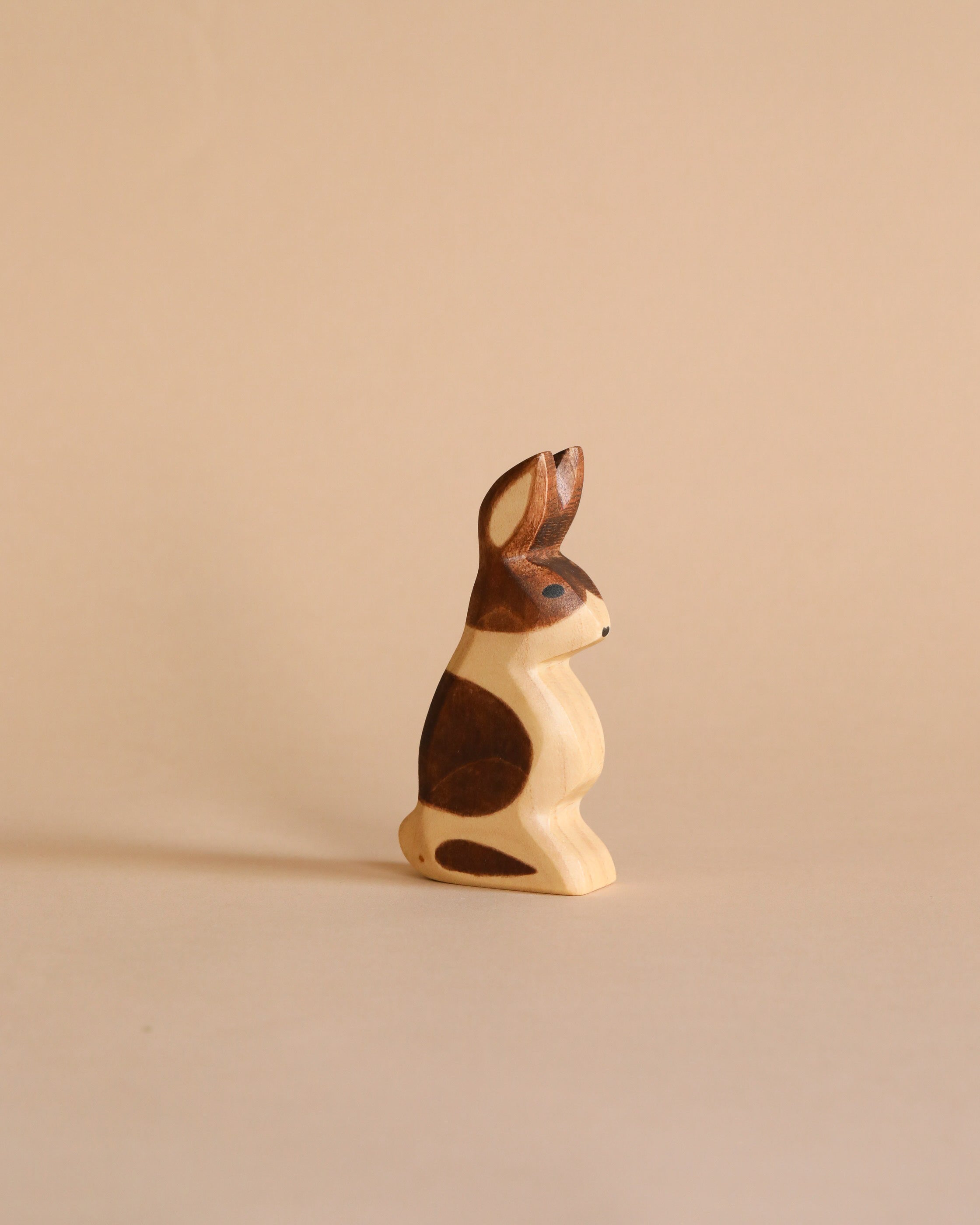 Handmade Holzwald Rabbit - Standing, Spotted