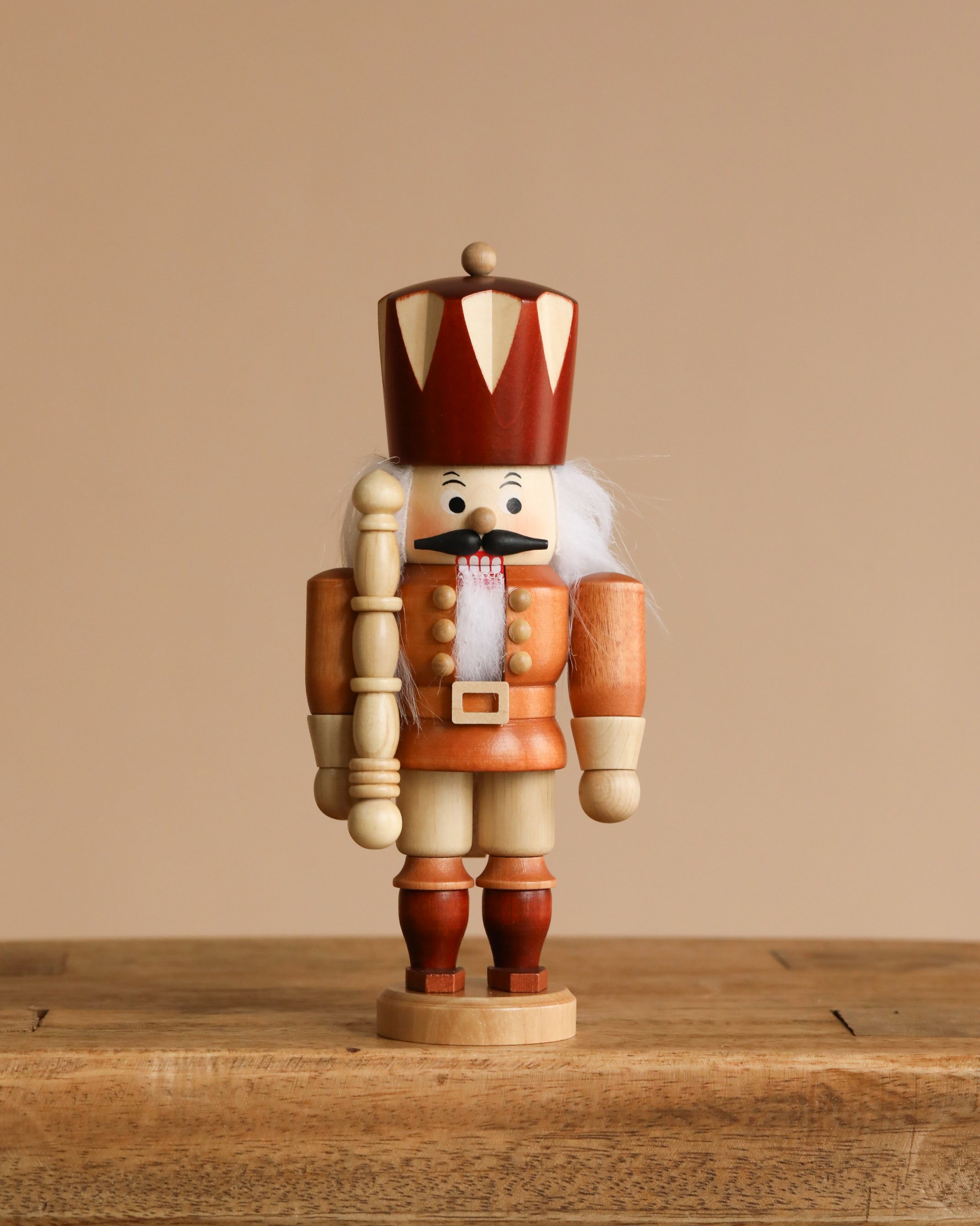 Christian Ulbricht Collectible Wooden Nutcracker - King (Natural)