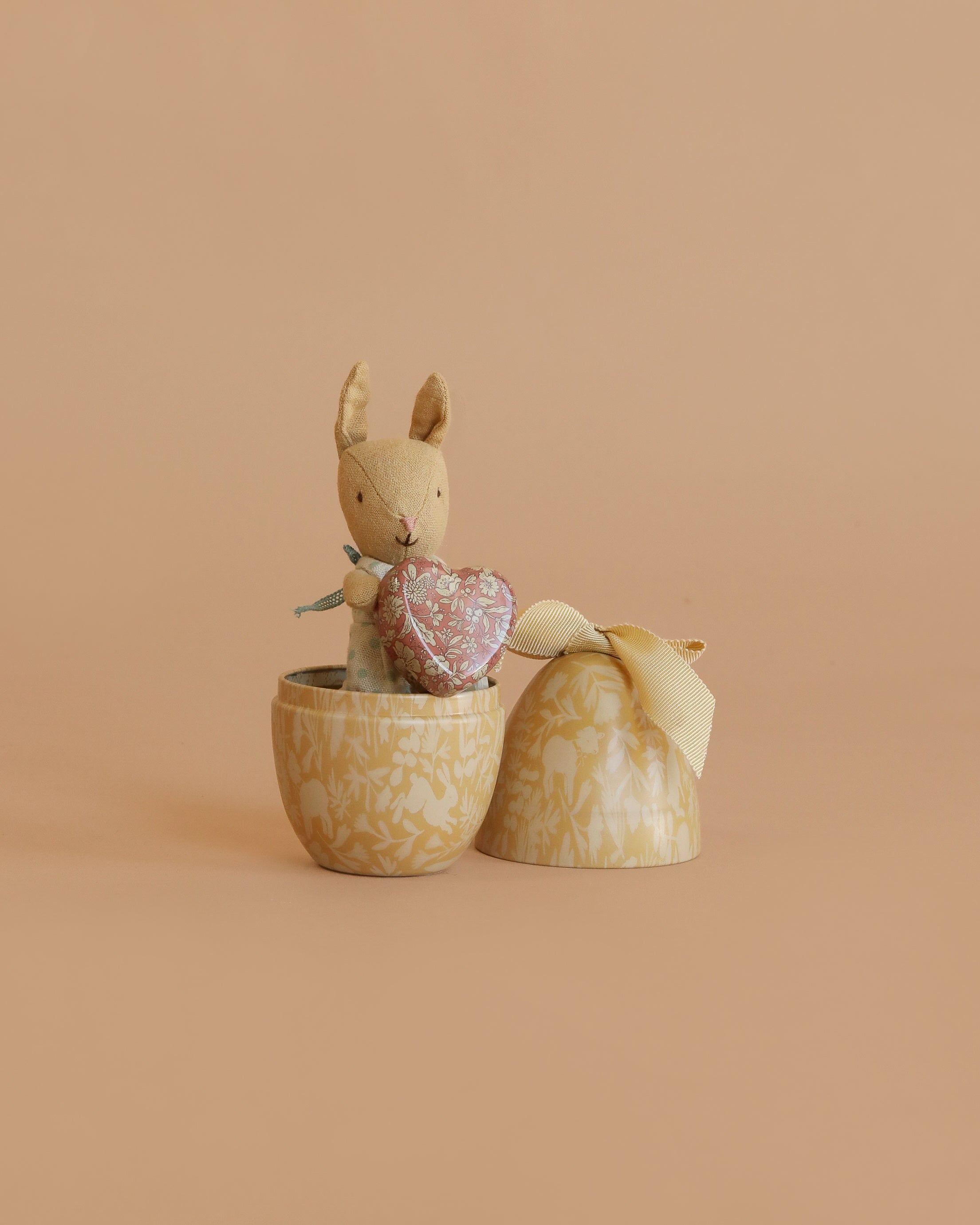 Maileg Easter Egg with Micro Rabbit & Heart Set