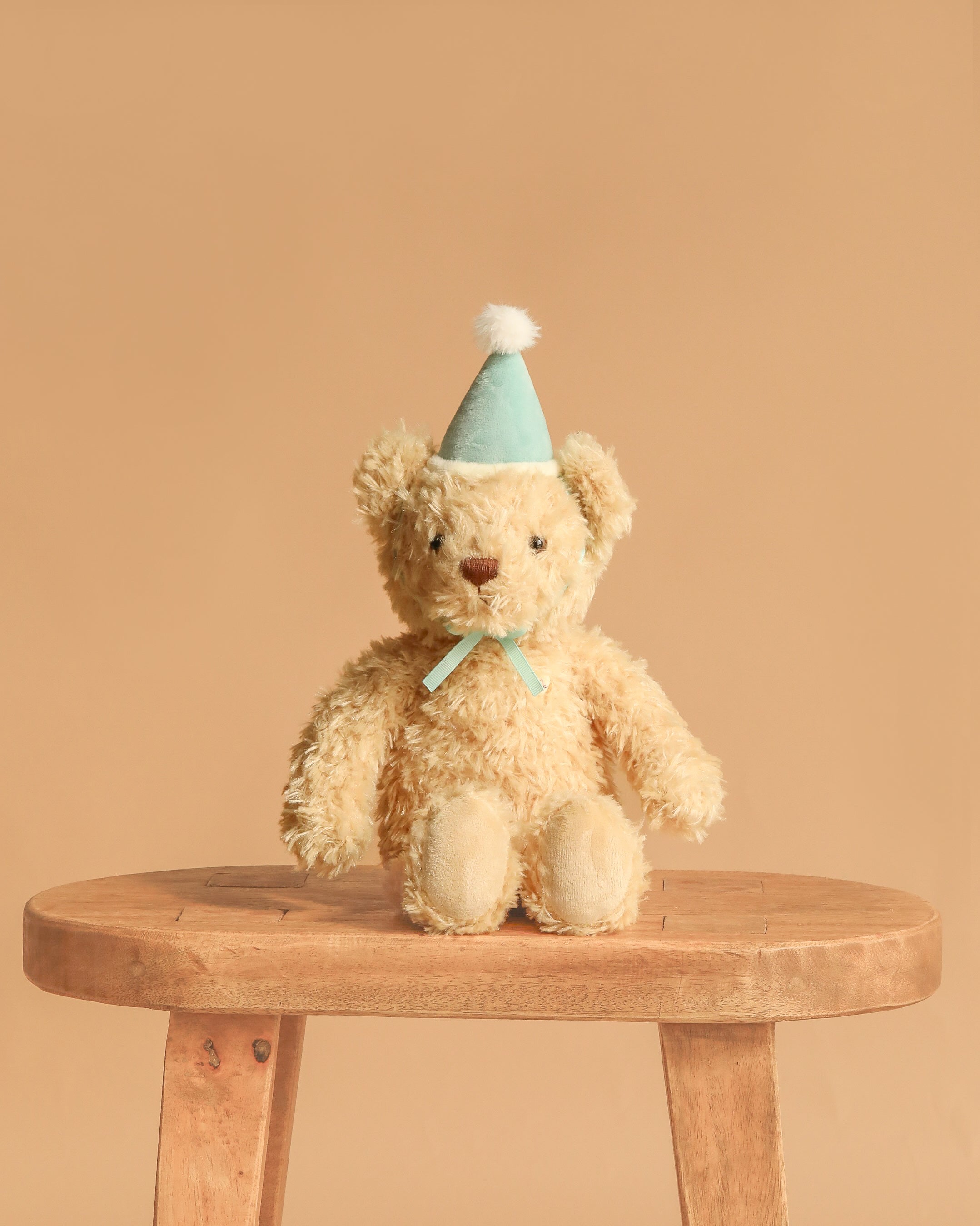 Snuggle Bunnies - Birthday Arthur - Sky