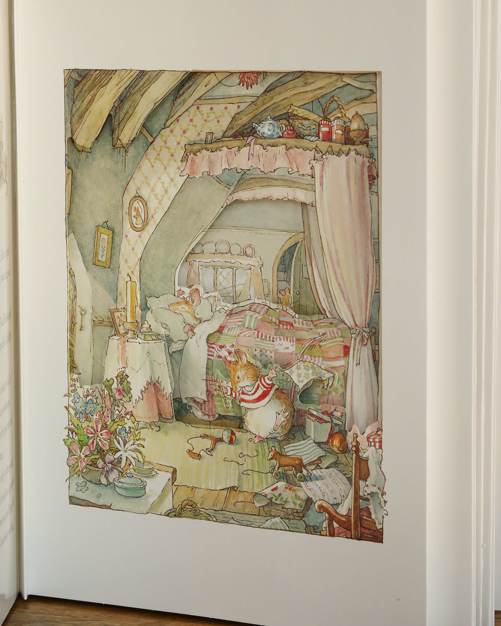 The Brambly Hedge Pop-Up Book by Jill Barklem