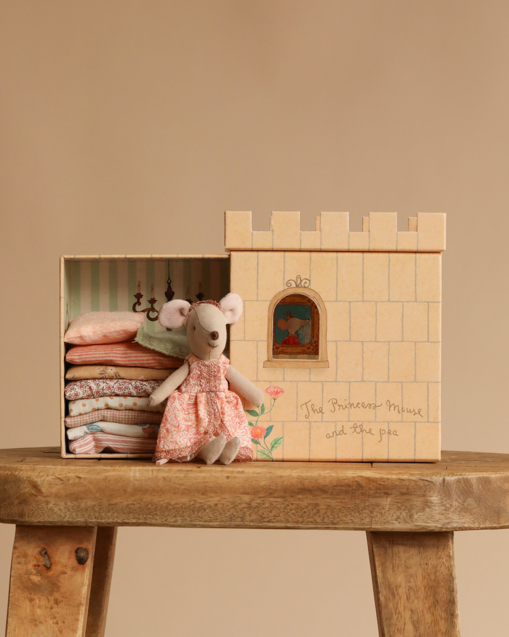 Maileg Princess and The Pea, Big Sister Mouse