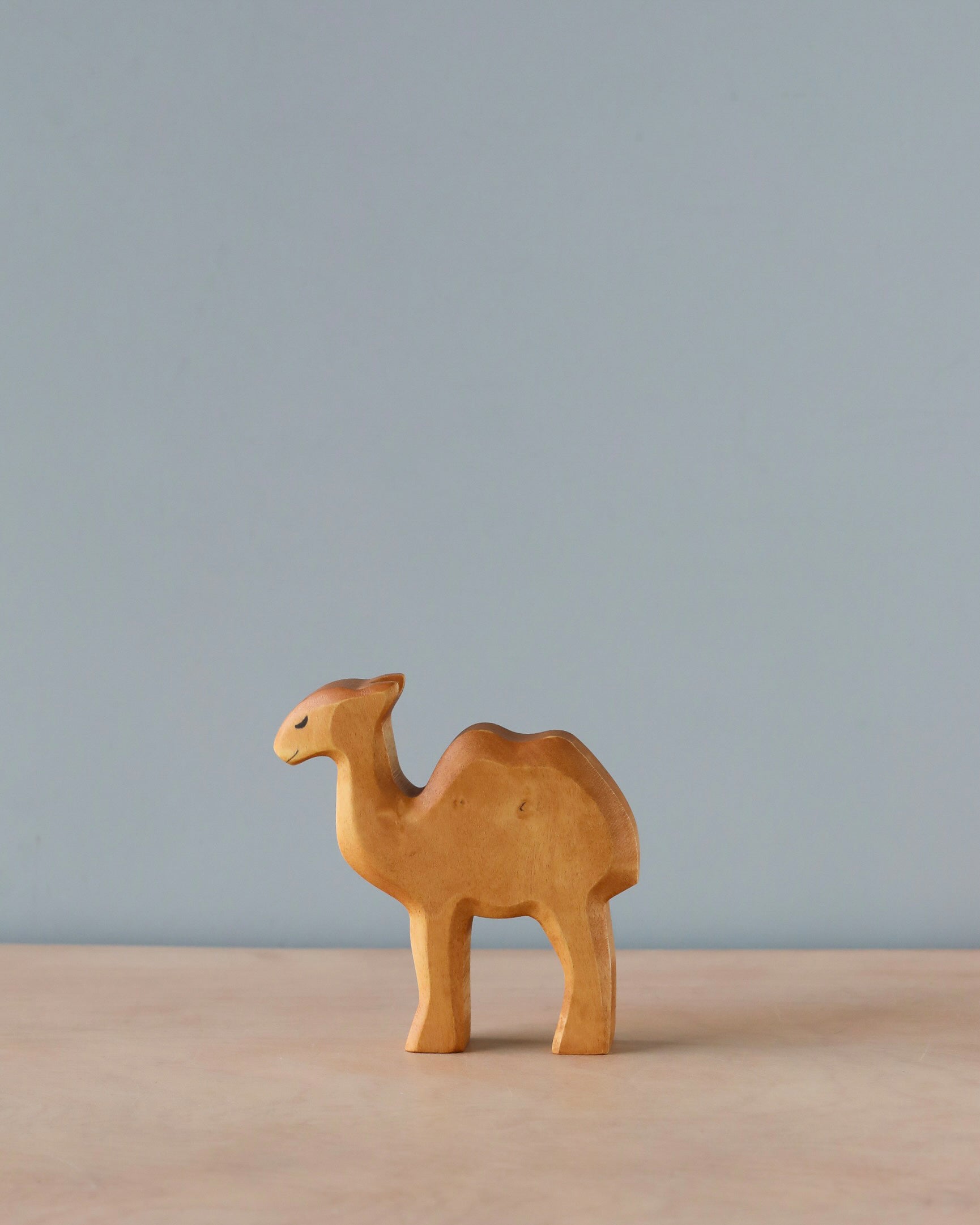 Handmade Holzwald Baby Camel