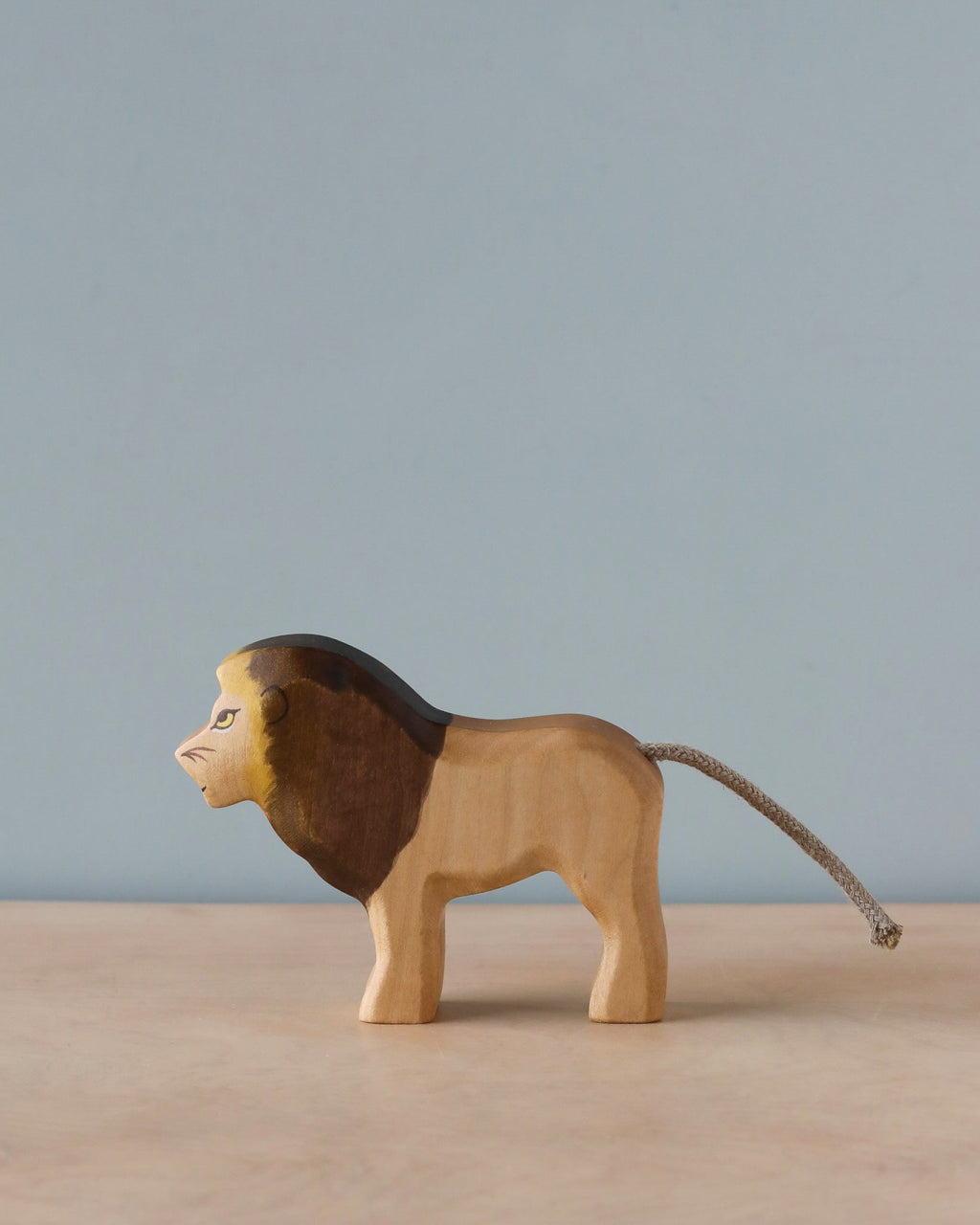 Handmade Holzwald Lion