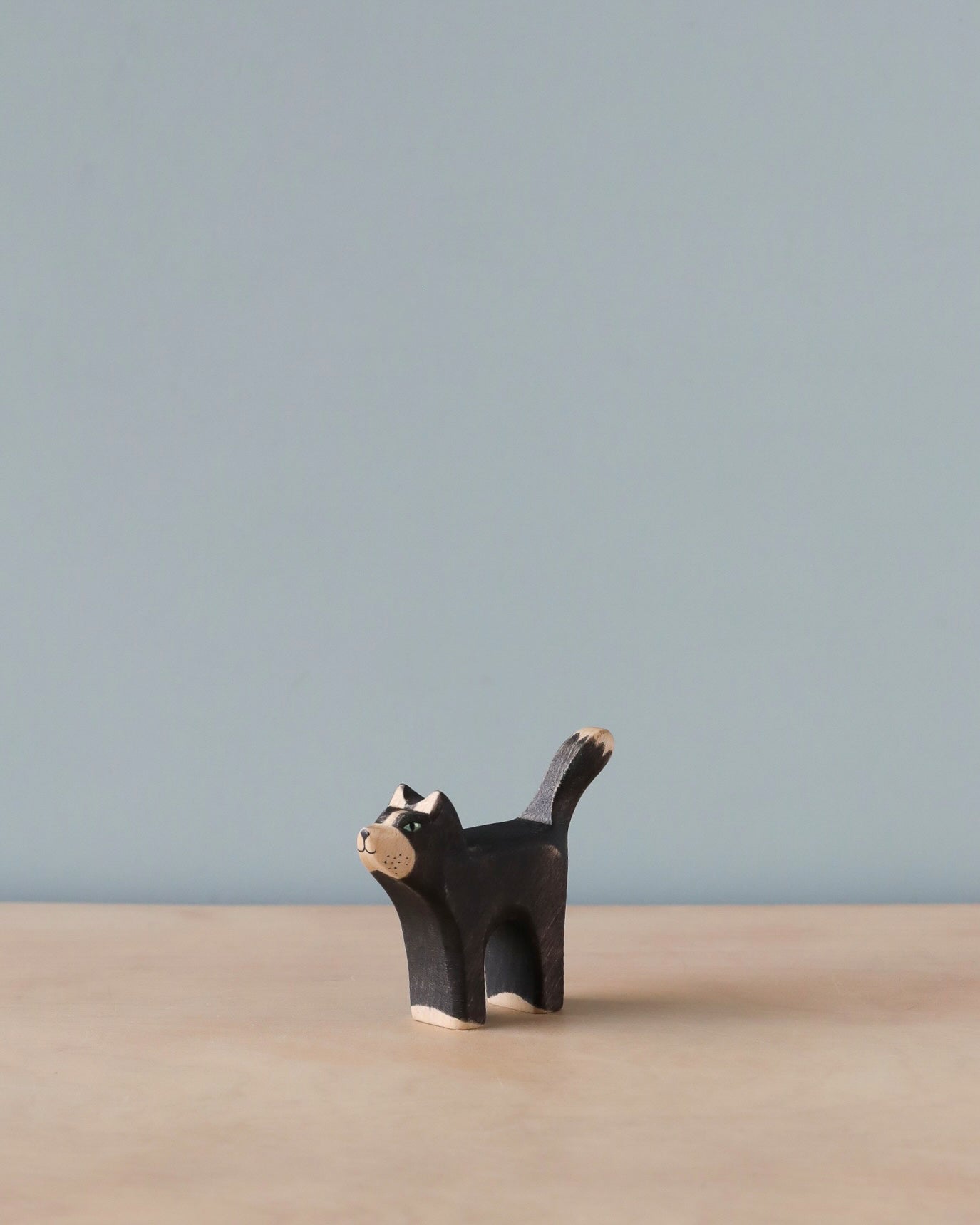 Handmade Holzwald Black Cat