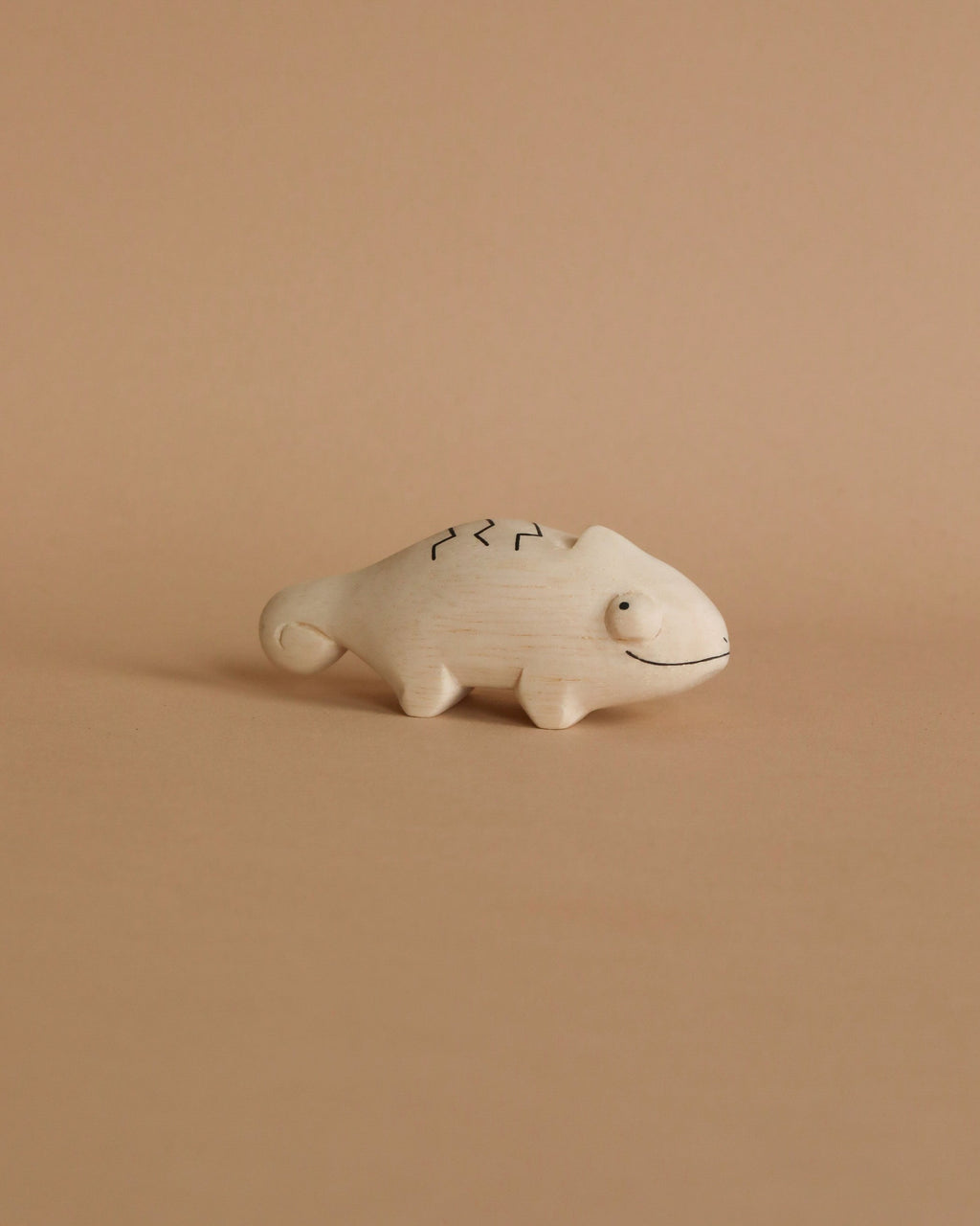 Handmade Tiny Wooden Animals - Chameleon