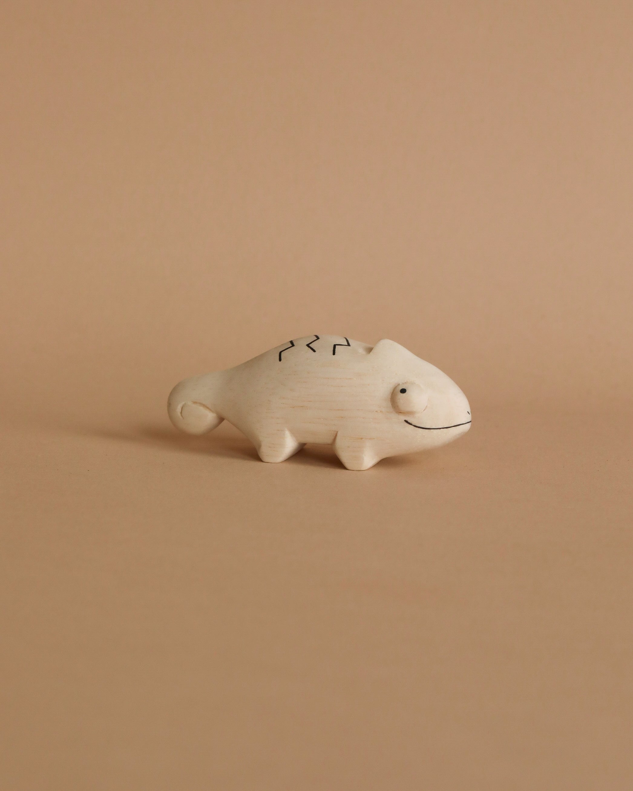 Handmade Tiny Wooden Animals - Chameleon