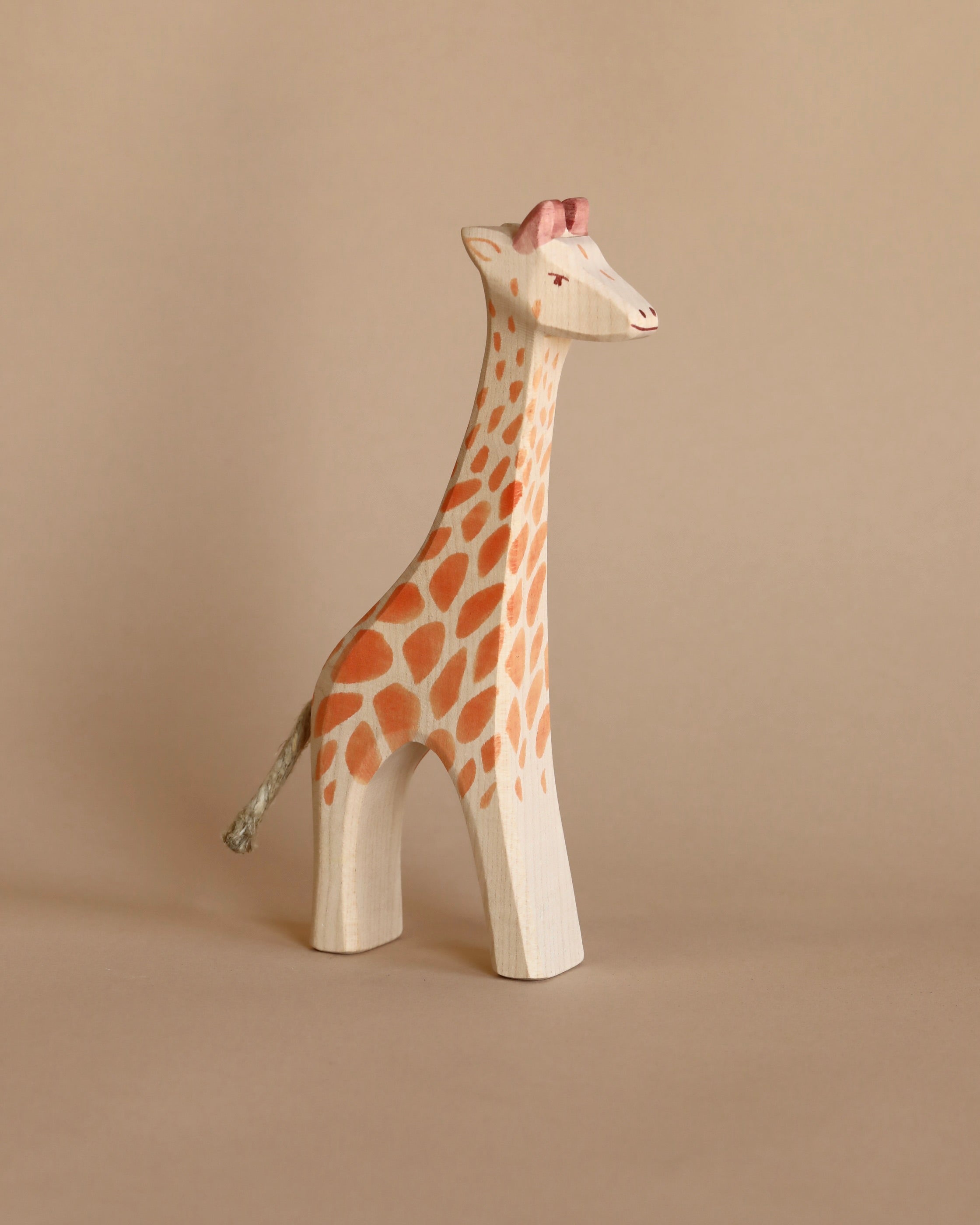 Ostheimer Giraffe - Standing