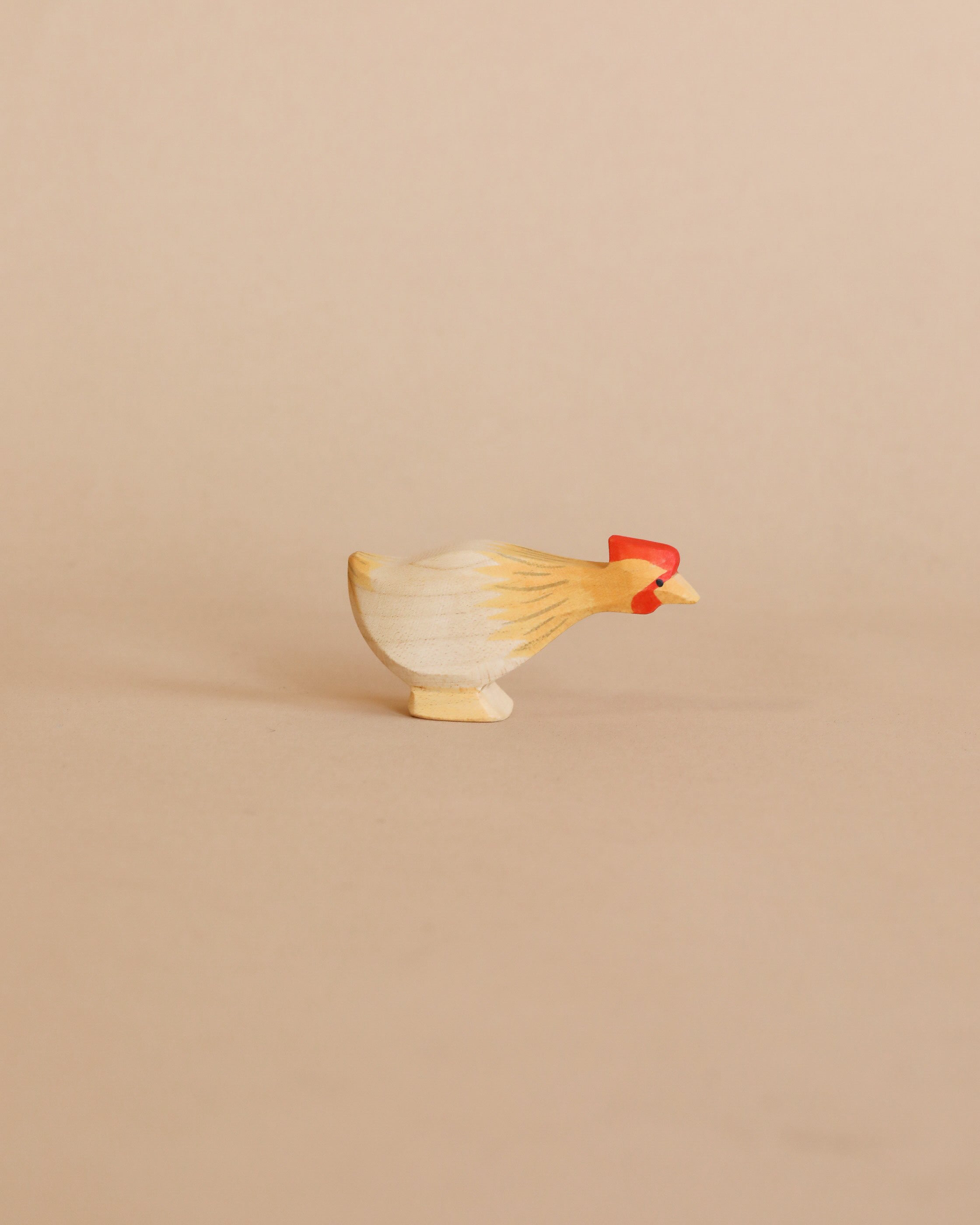 Ostheimer Long Neck Hen - Ochre