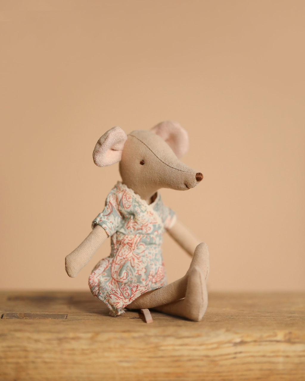 Maileg Mom Mouse With Extra Outfit - Petite Couture