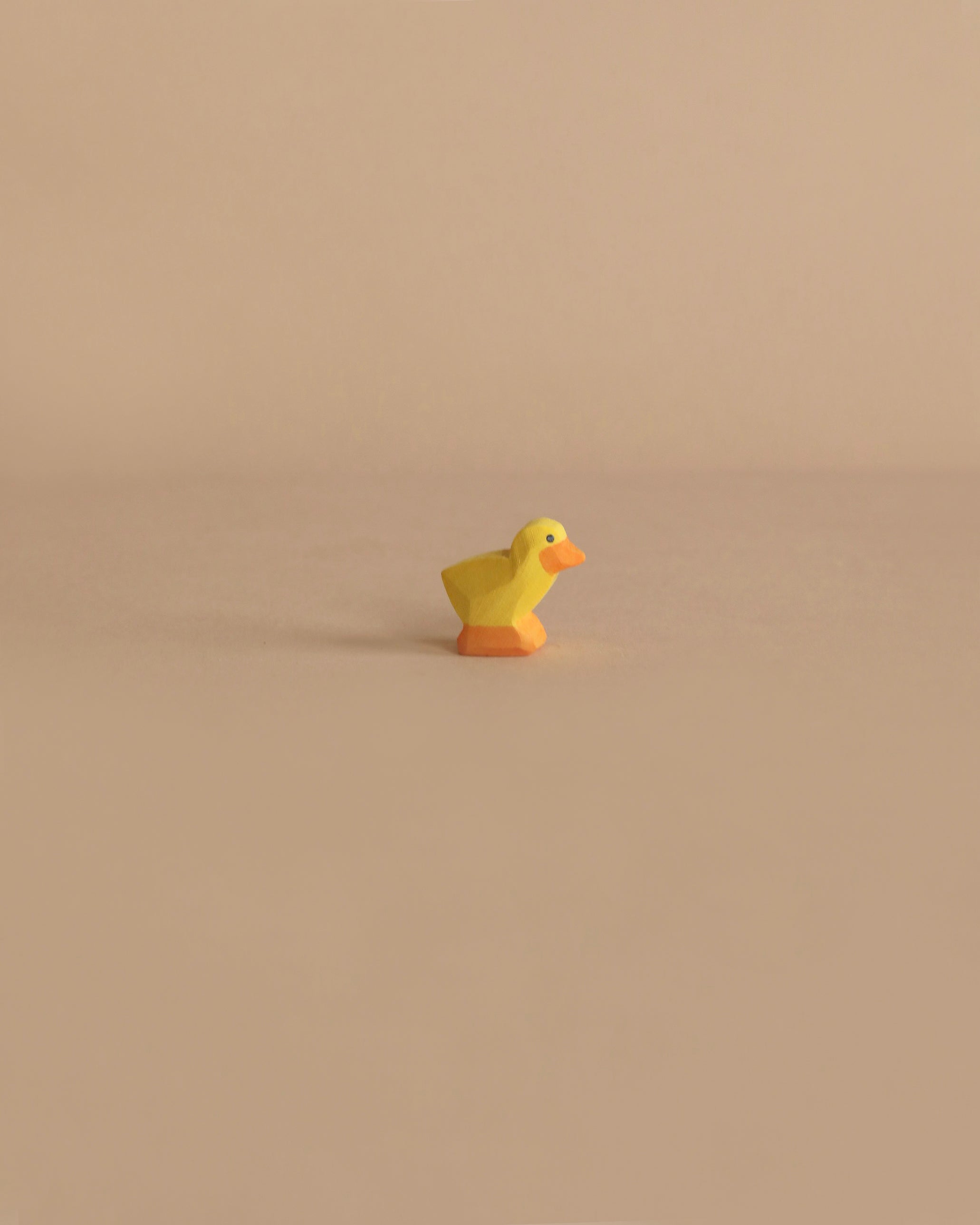 Ostheimer Chick, Yellow